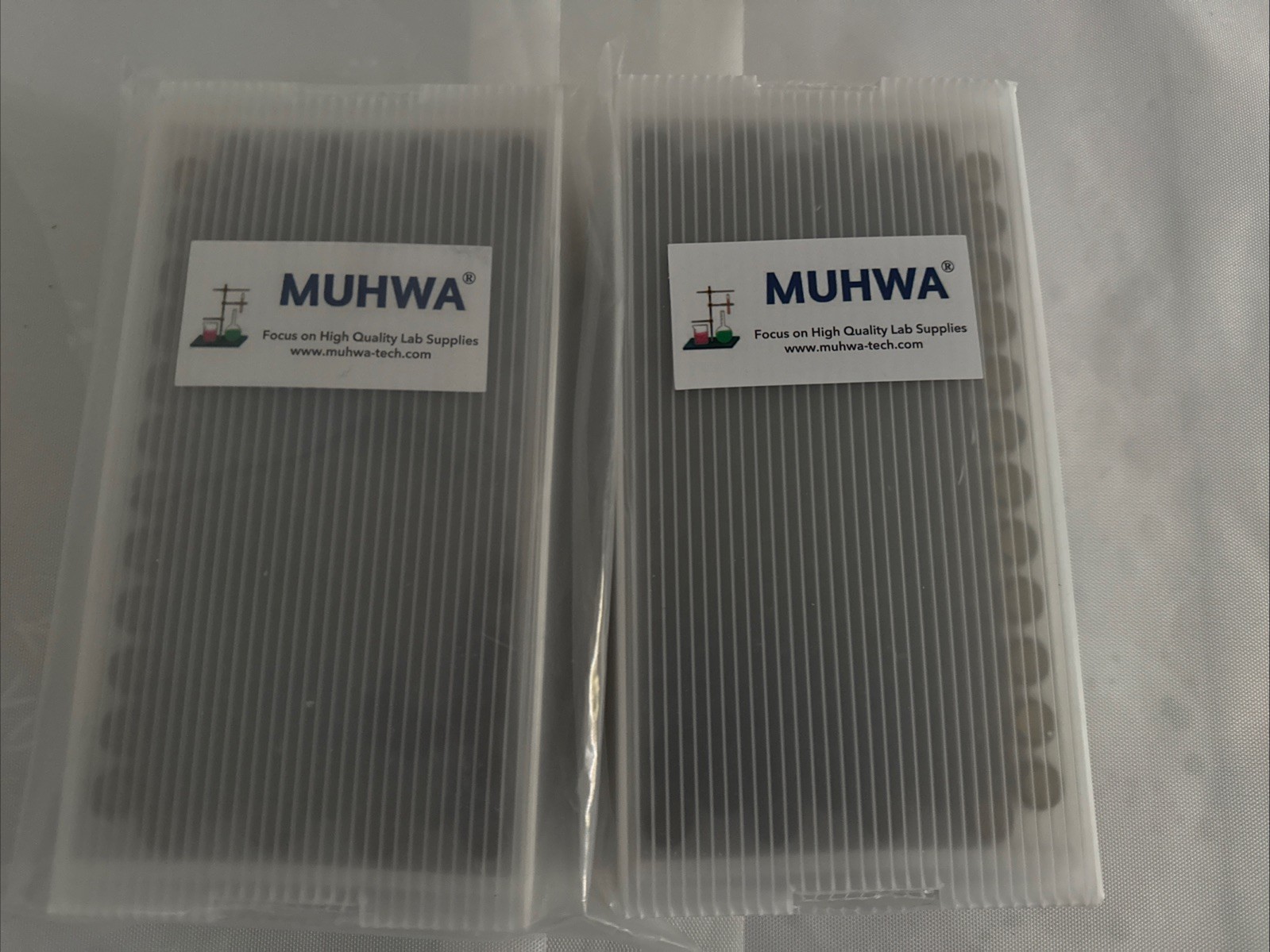 MUHWA 4ml Amber HPLC Vials Black Screw Cap With Hole 2X 100 PCs-Brand New-US
