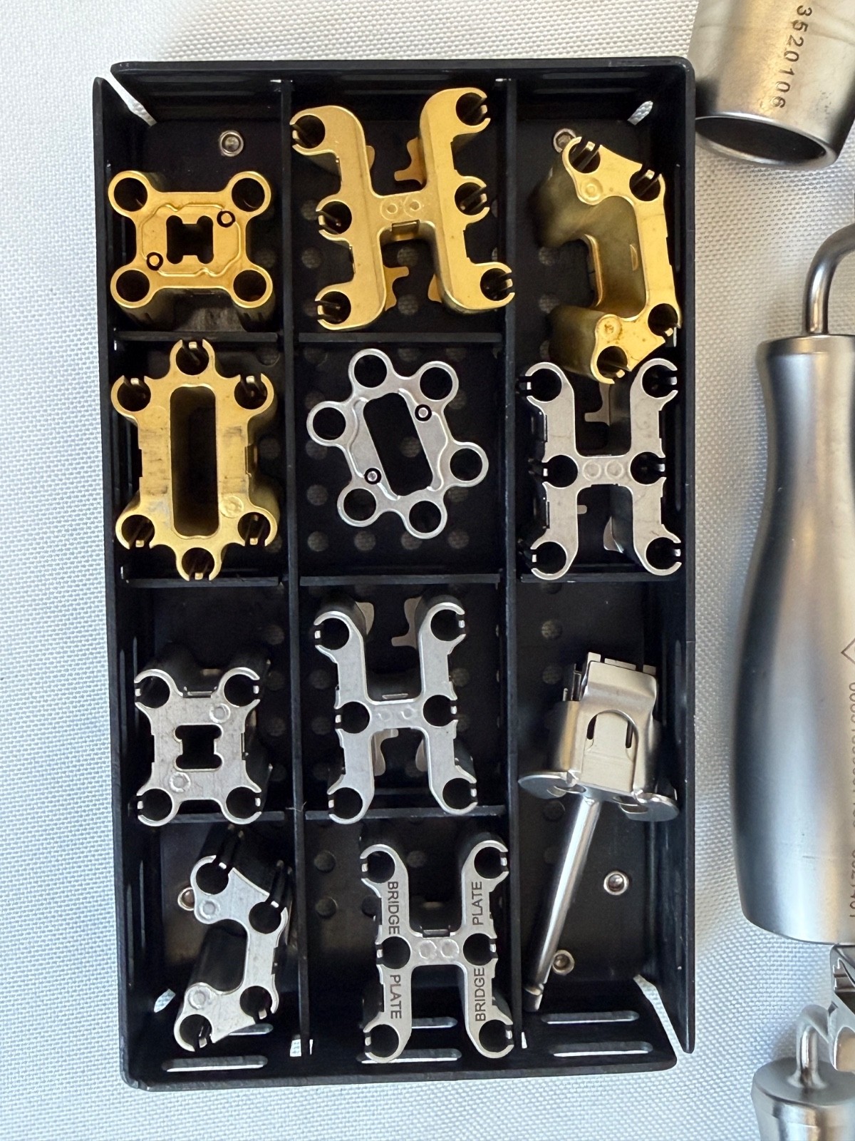 Zimmer Biomet Jace Medical SternaLock Blu Caddys & Handles w/ Templates Thoracic