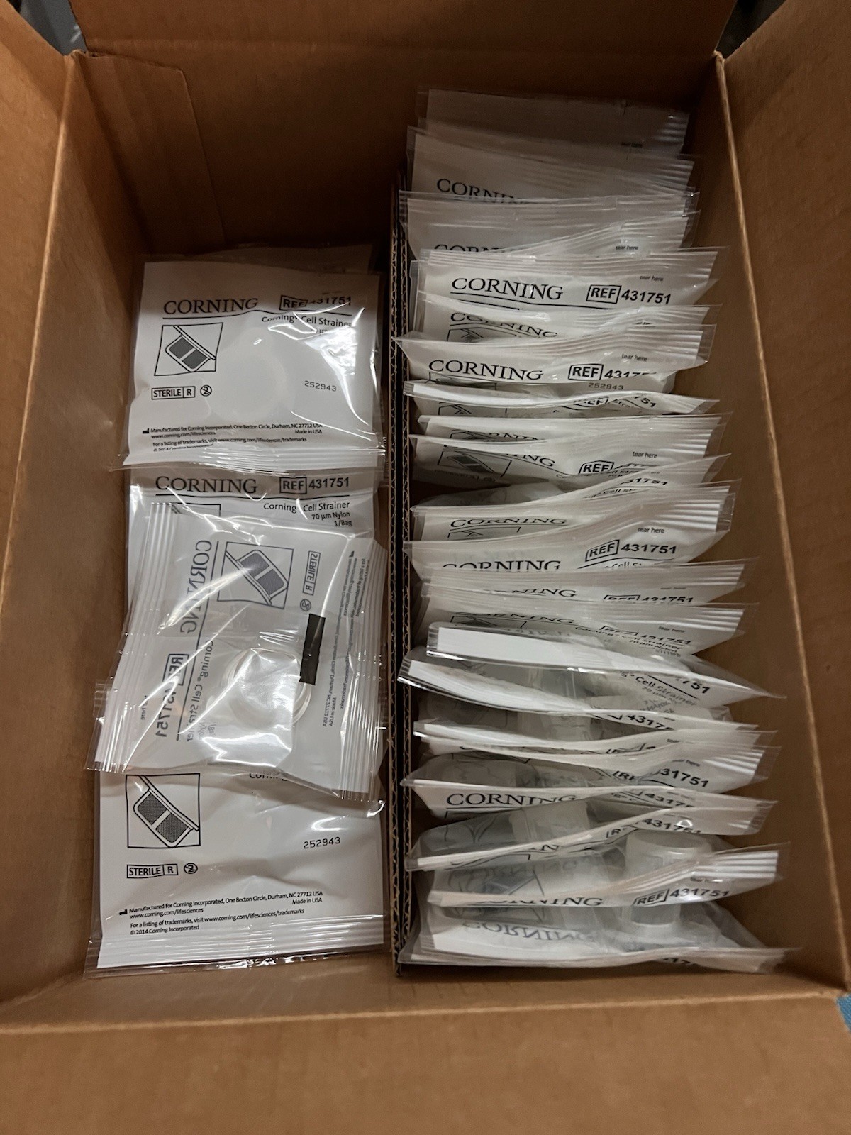 Lot of 29 CORNING 431751 70µm Cell Strainer Sterile Individually Packaged, White