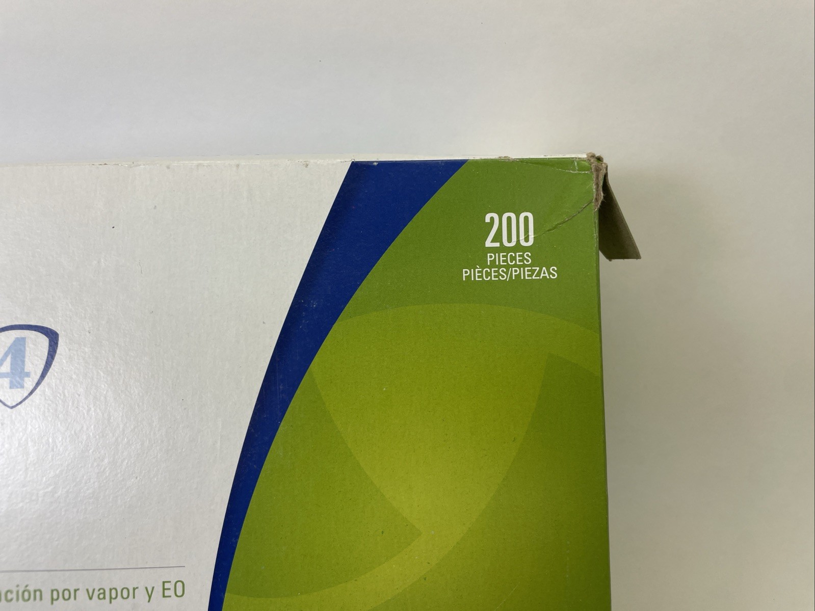 Medicom Safe-Seal Quattro 4 Sterilization Pouches 7.5″ x 13″ 200/Bx 88030-4