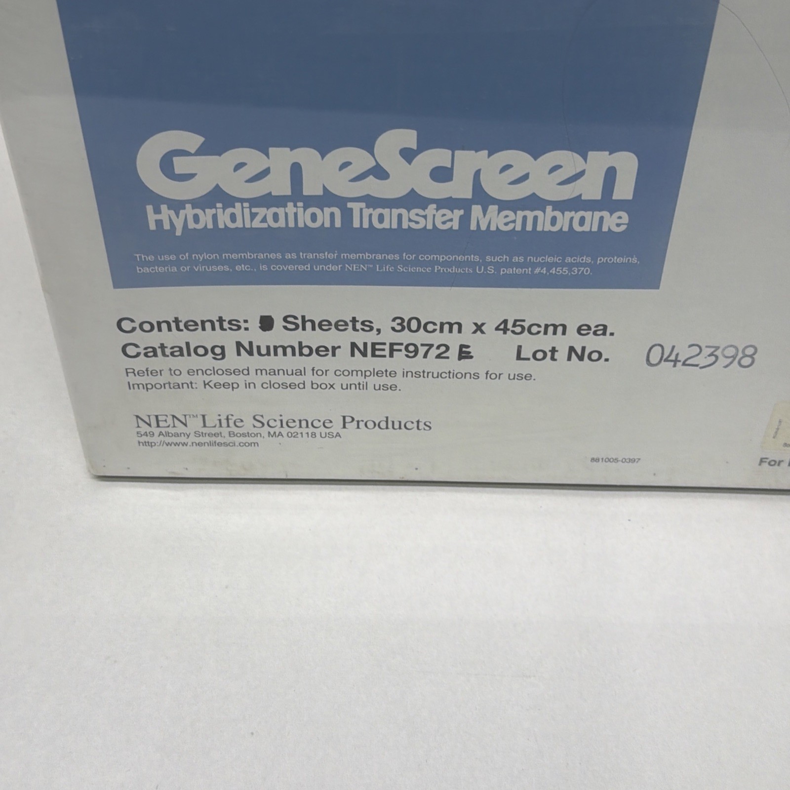 NEW NEN Life Sciences NEF972 NYLON TRANSFER MEMBRANE 30cm X 45cm GeneScreen