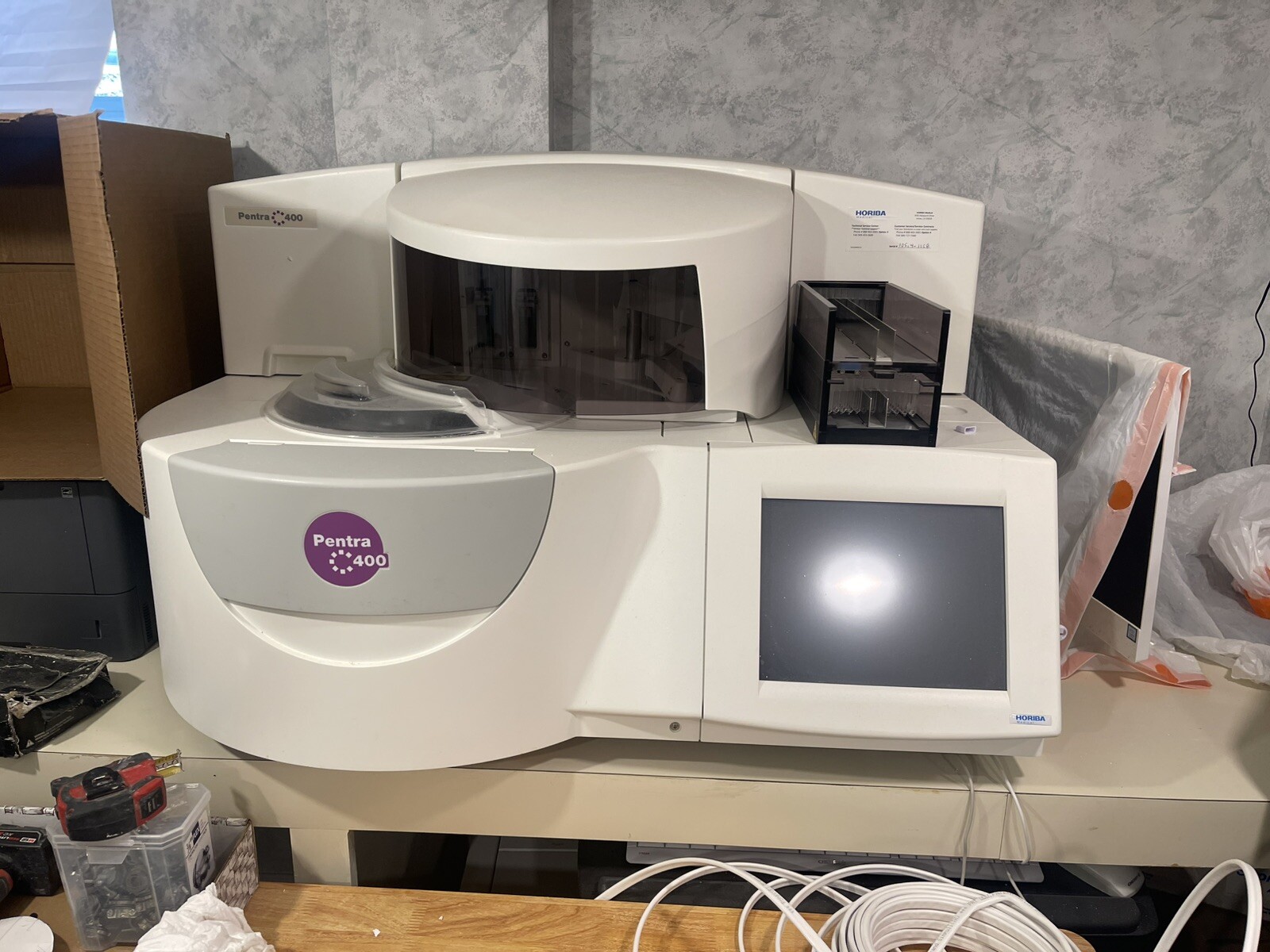 Horiba ABX Pentra 400 Chemistry Analyzer In Excellent Condition w/ Battery Unit