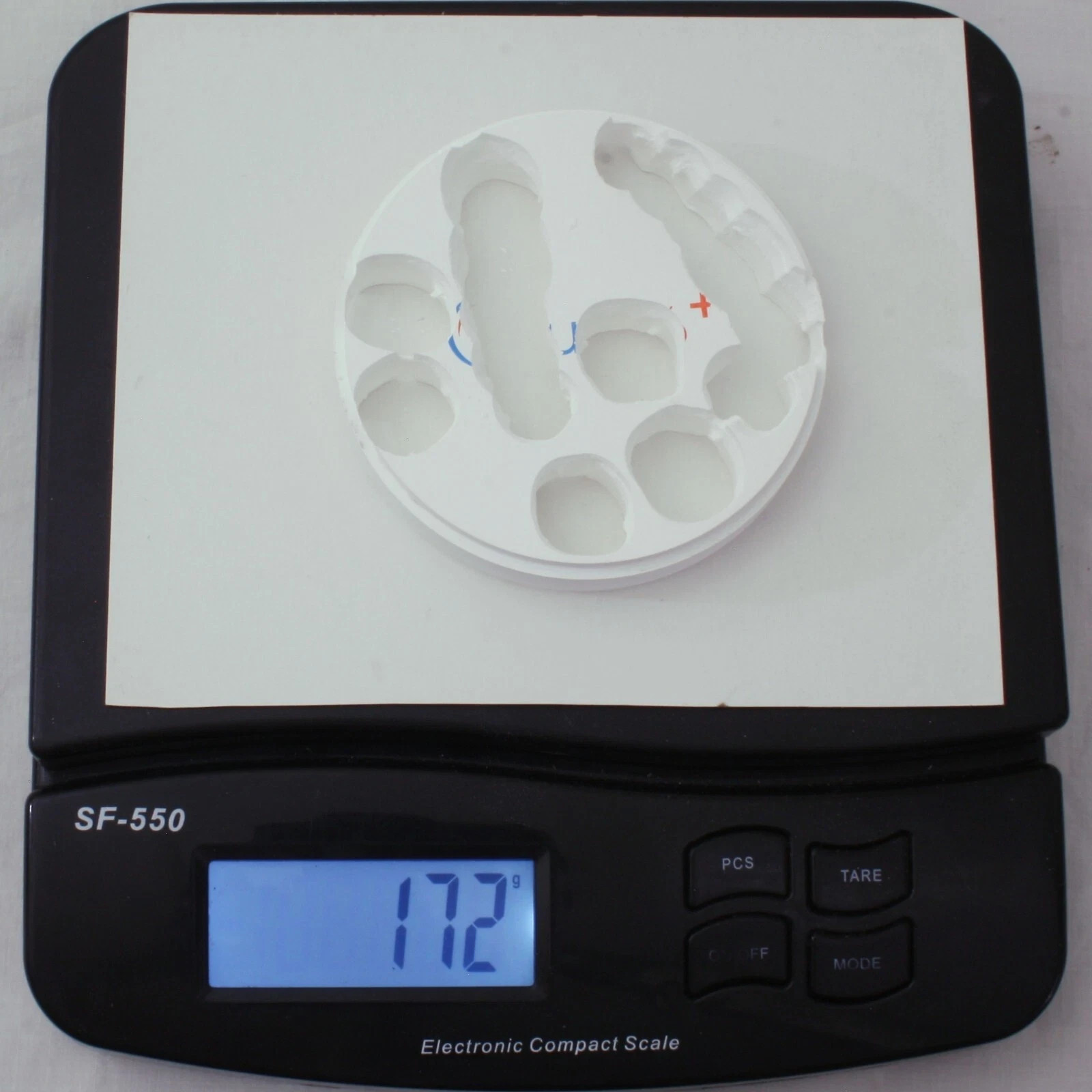 Used Zirlux 16+ White Zirconia Disc Blank 98×18 mm D98-18 Use by 2023-09-04