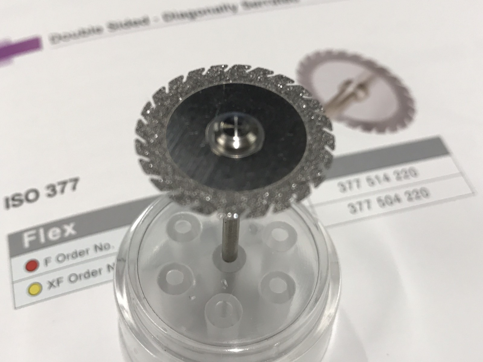 Dental Diamond Disc 1 Pc Double Sided Diagonally Serrated0.3 mm. R04-377-514-220