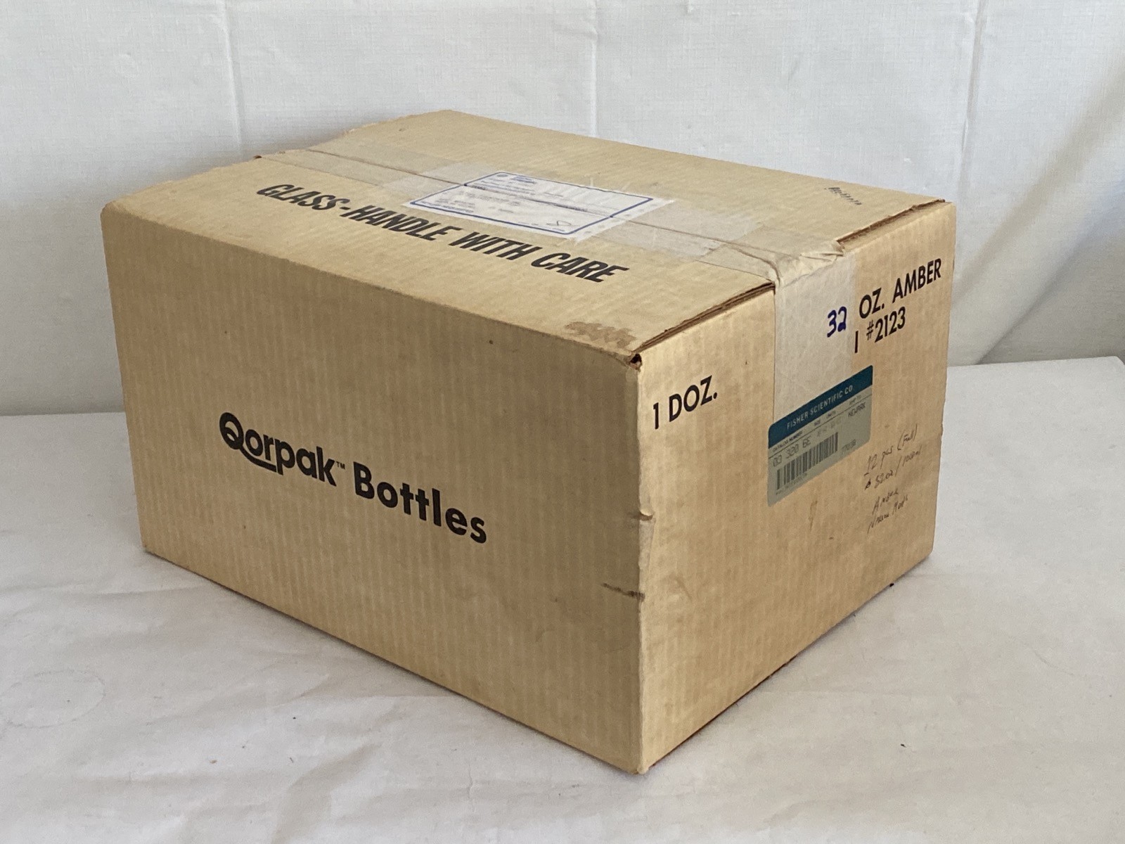 (12) QORPAK Amber Glass 32oz. Narrow Mouth Round Bottles w/ Screw Caps 2123