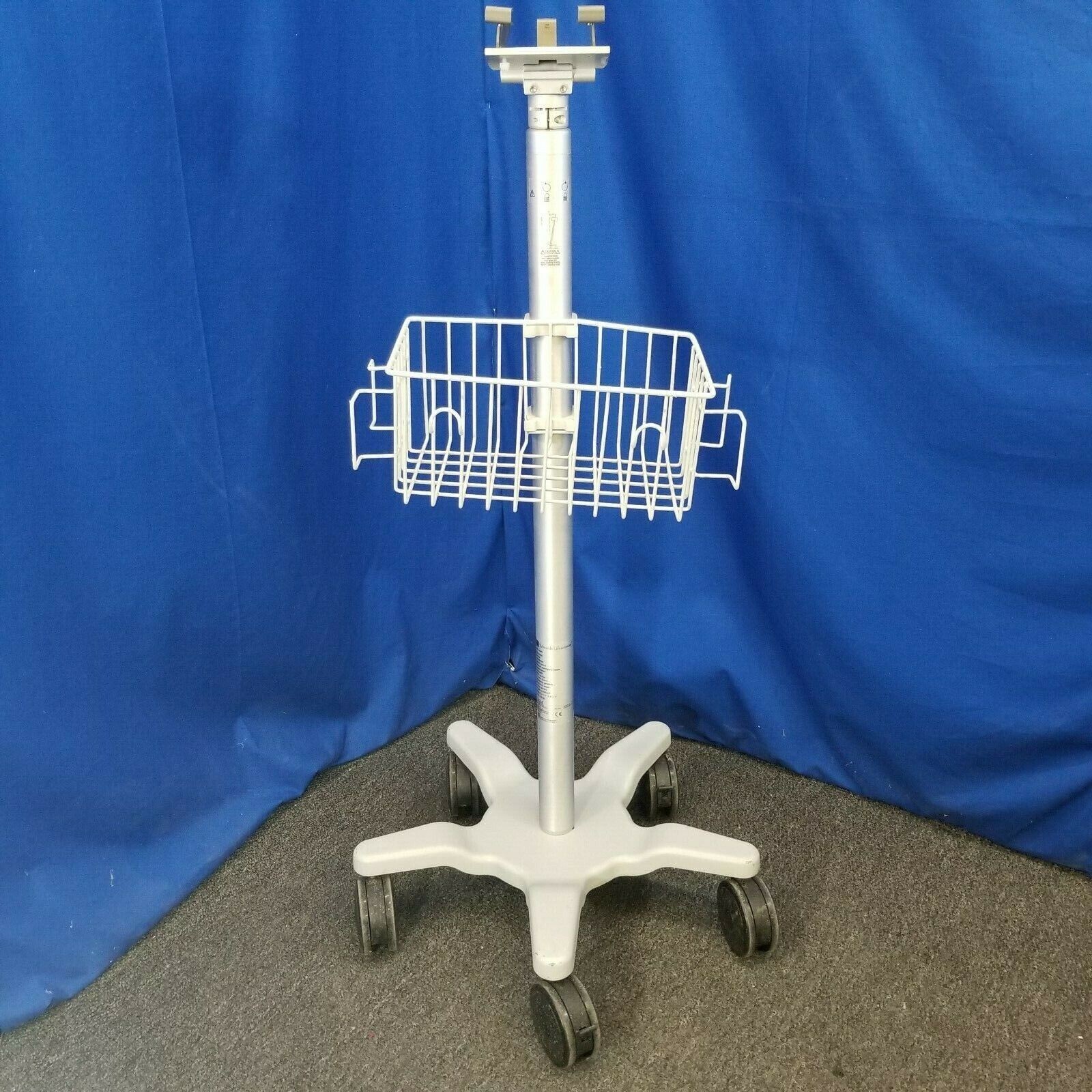 Edwards LifeScience Vigilance II Adapter Plate and Roll Stand