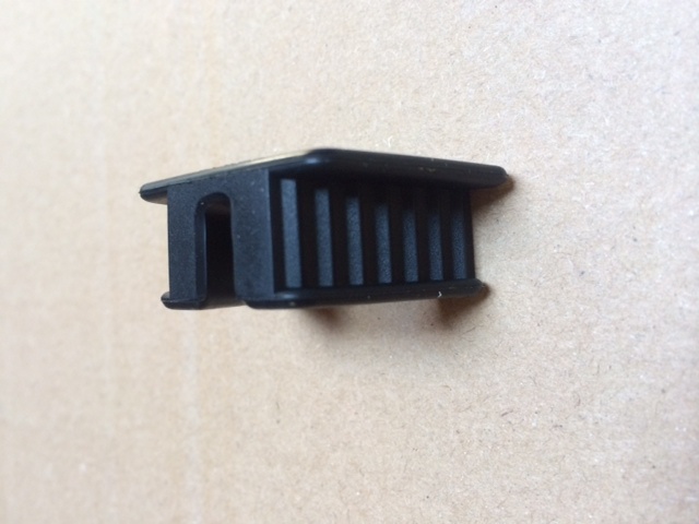 DENTAL HENRY SCHEIN MOUTH PROP BLACK RUBBER CHILD MEDIUM LATEX FREE , Miltex