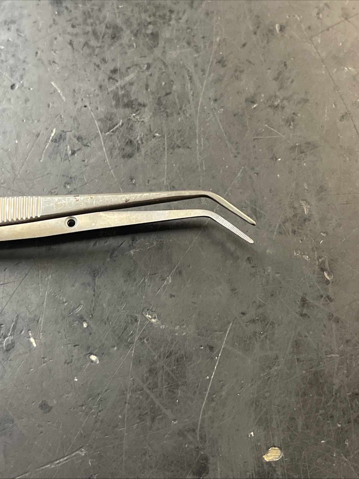 Henry Schein Tweezers Serrated Edge HS 100-3313