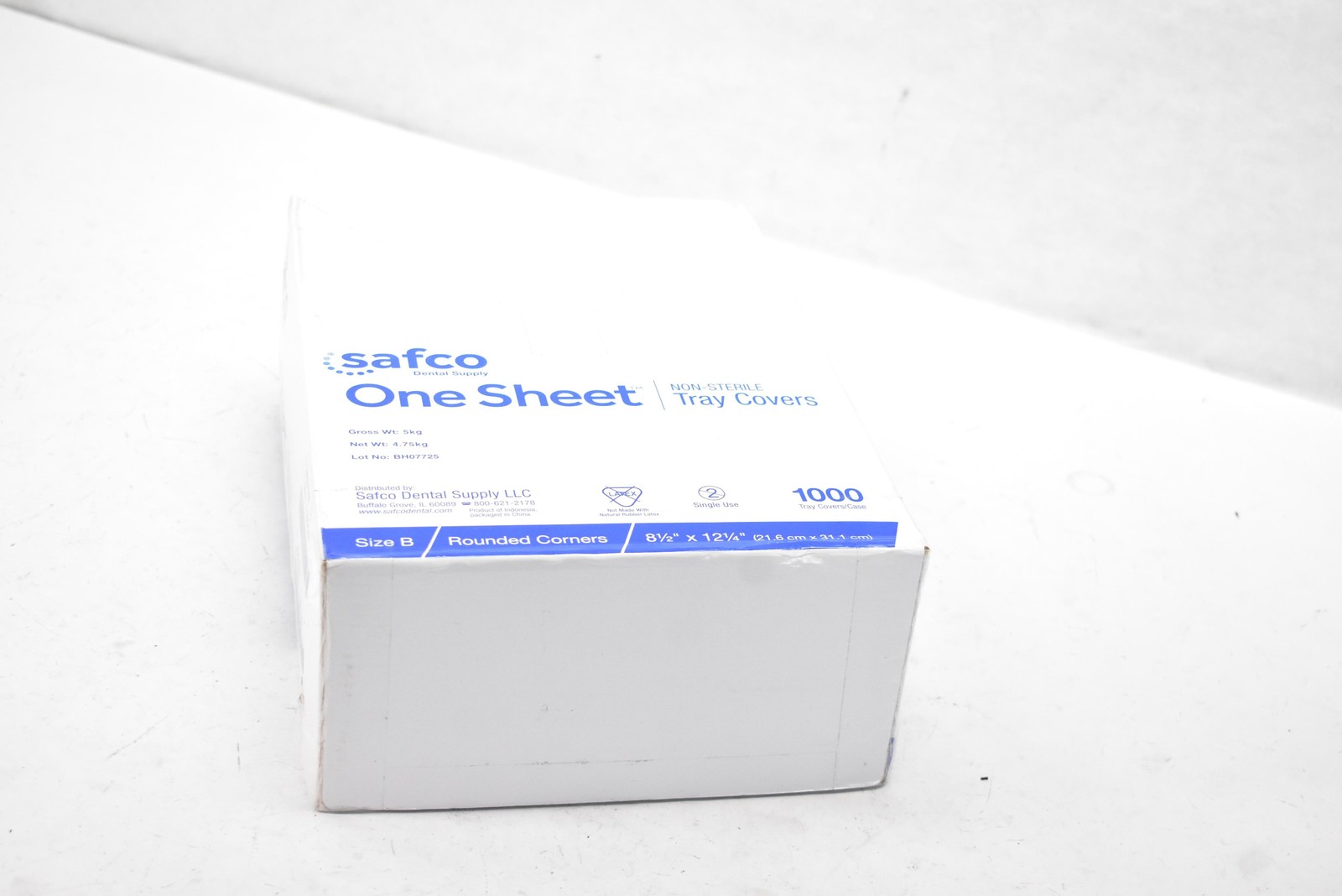 Safco Dental Supply One Sheet Size B Tray Covers Blue 8.5 X 12.25 1000/Case Box