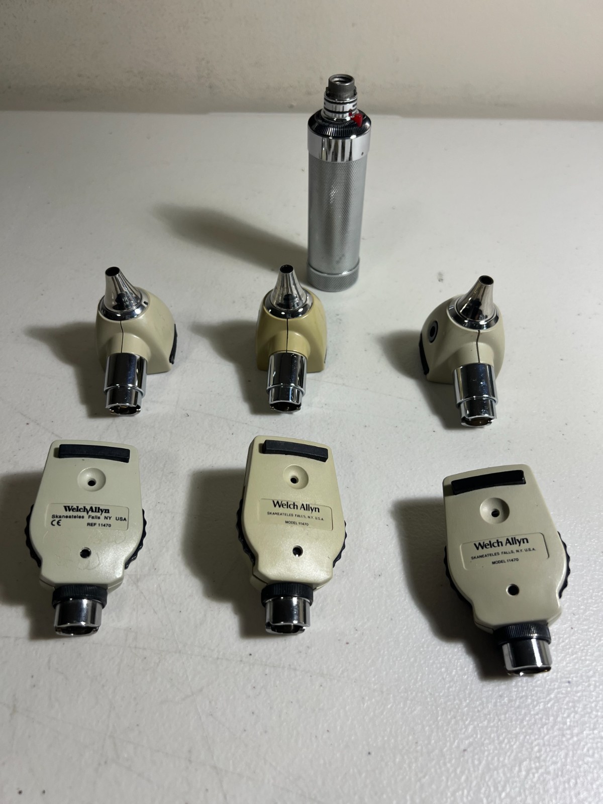 Welch Allyn 11470 2.5V Halogen & 3146775 Head w/ Handle (7 Pieces)