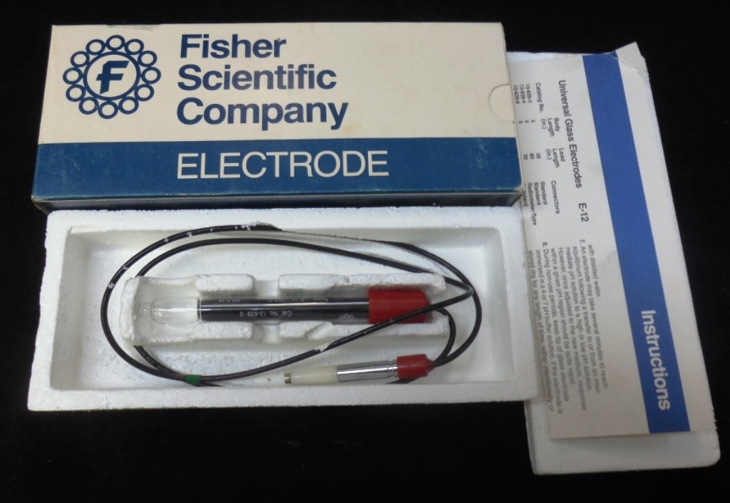 FISHER SCIENTIFIC COMPANY PH GLASS ELECTRODE, 13-639-3, PH 0 TO 14, 30 IN. LEAD
