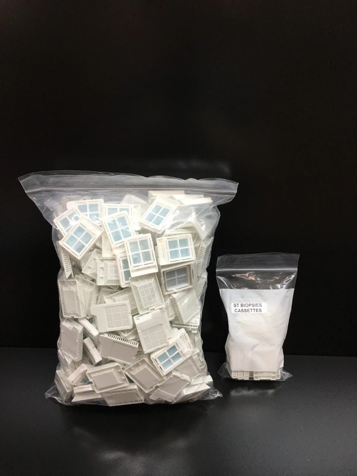 Epredia REF B851000WH HistoScreen Cassette White Lot