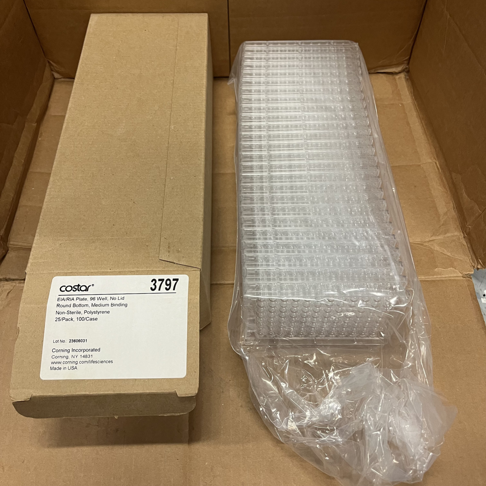 Corning Costar EIA/RIA Plate: 96 Well, No Lid, Round Bottom (25-Pack) 3797