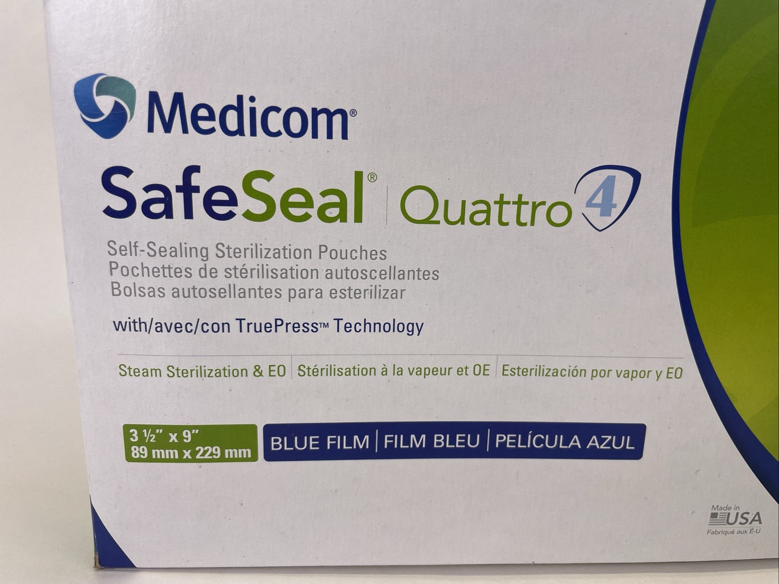 Medicom Safe-Seal Quattro 4 Sterilization Pouches 3.5″ x 9″ (500/CS) 88040-4