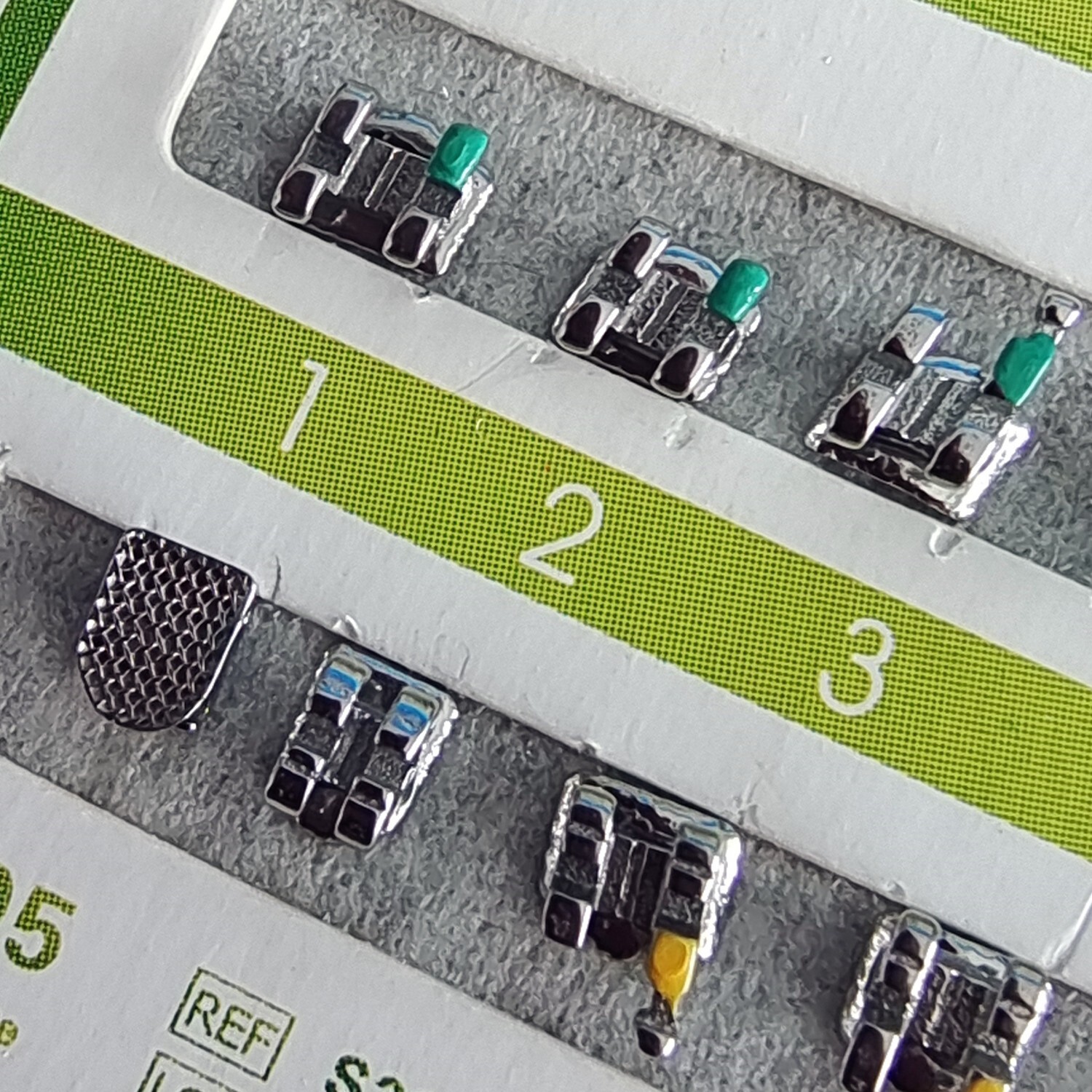 100Set Dental Orthodontic Brackets Braces Mini Roth Slot.022 Hooks 3-4-5