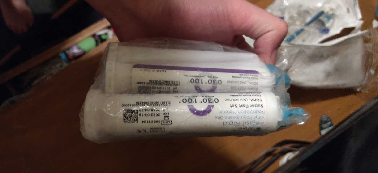 Lot: Dentsply Sirona Aquasil PVS Regular/Rigid, Futar Regisil D Fast/Integrity 