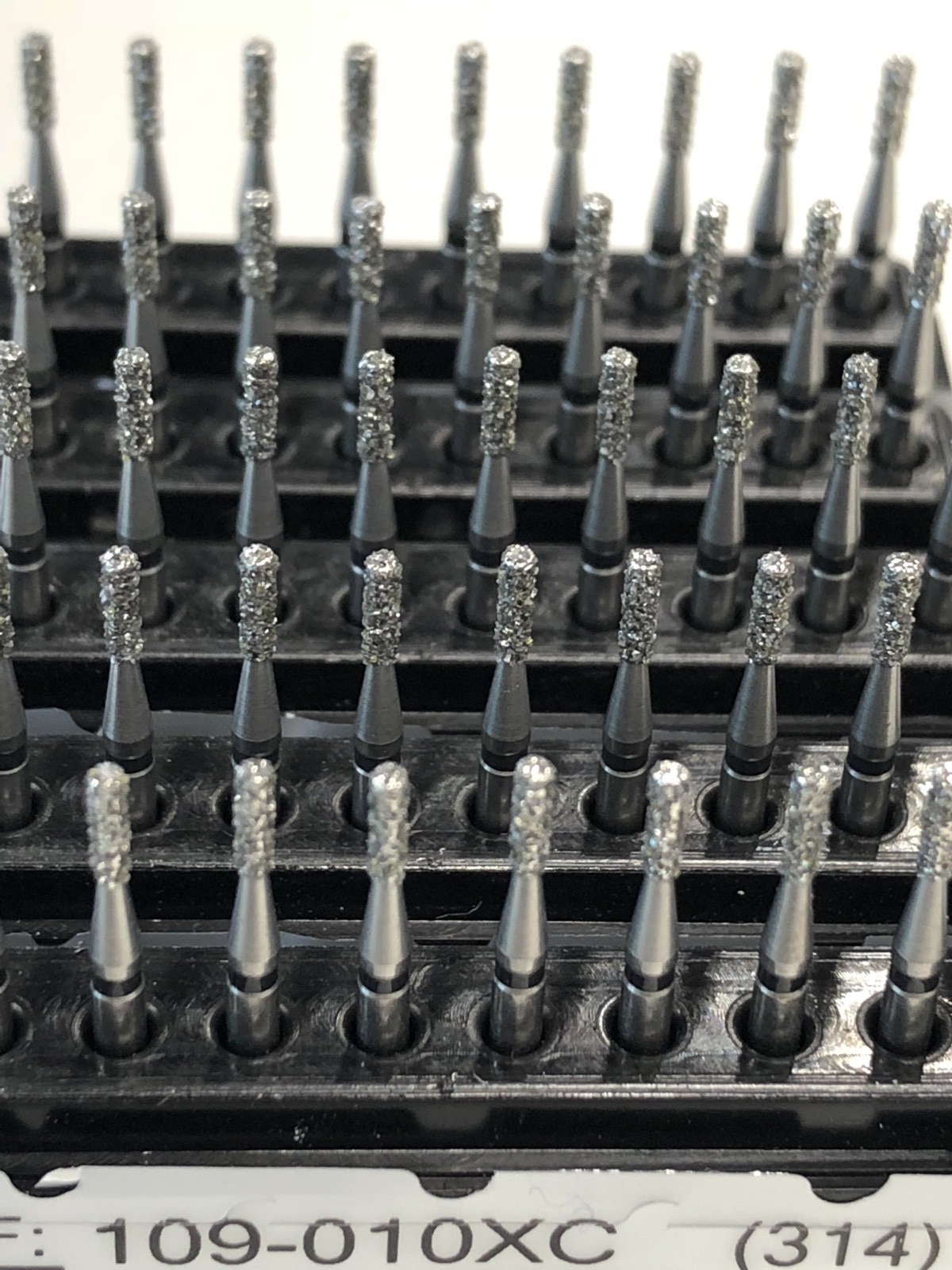 557 Diamond Burs 30 X (835)109-010XC 1.0 mmDiameter 835 #109-010xc ExtraCourse