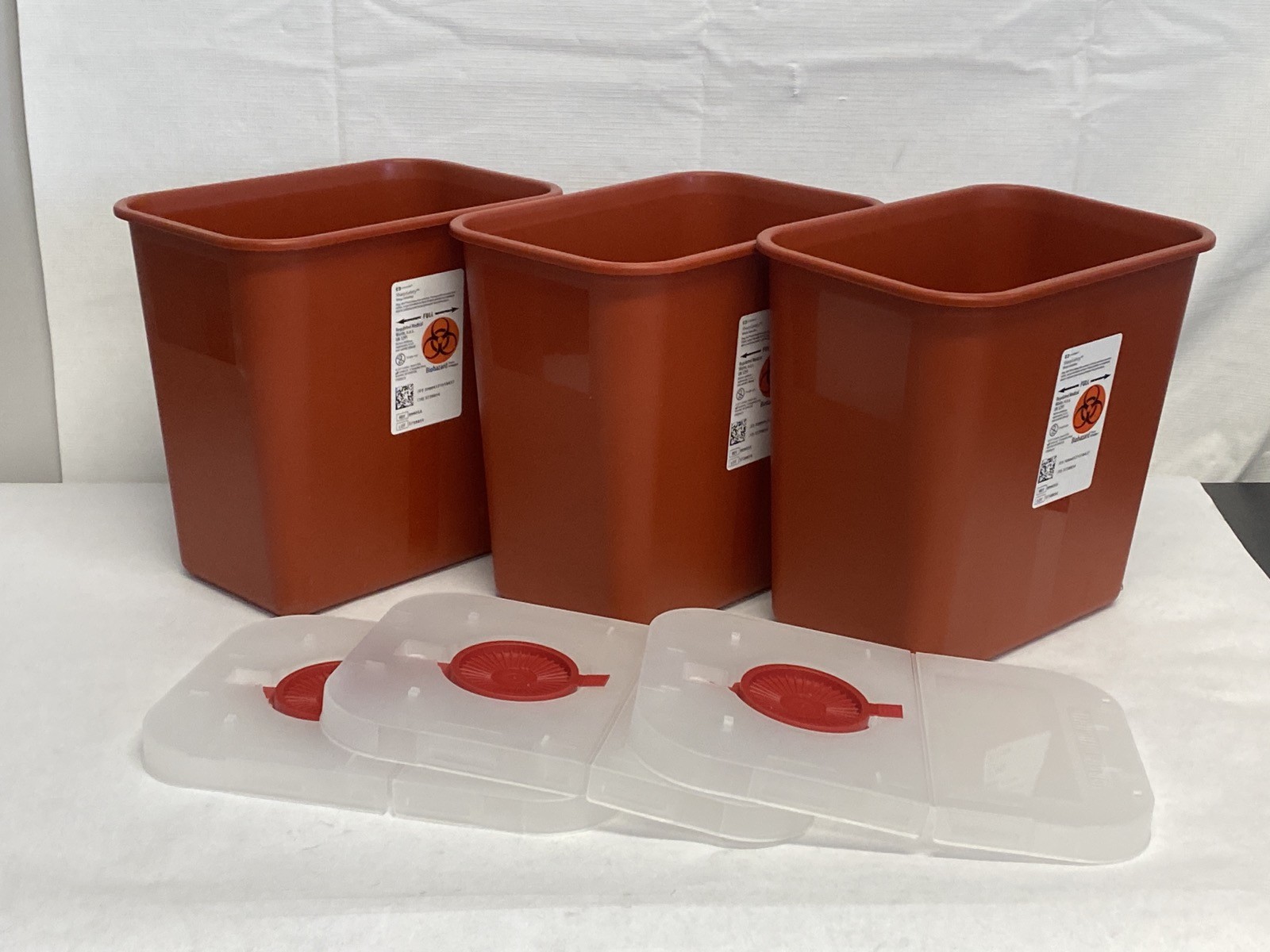 (3) COVIDIEN SharpSafety Red Sharps Containers 2-Gallon w/ Clear Lid 8990SA