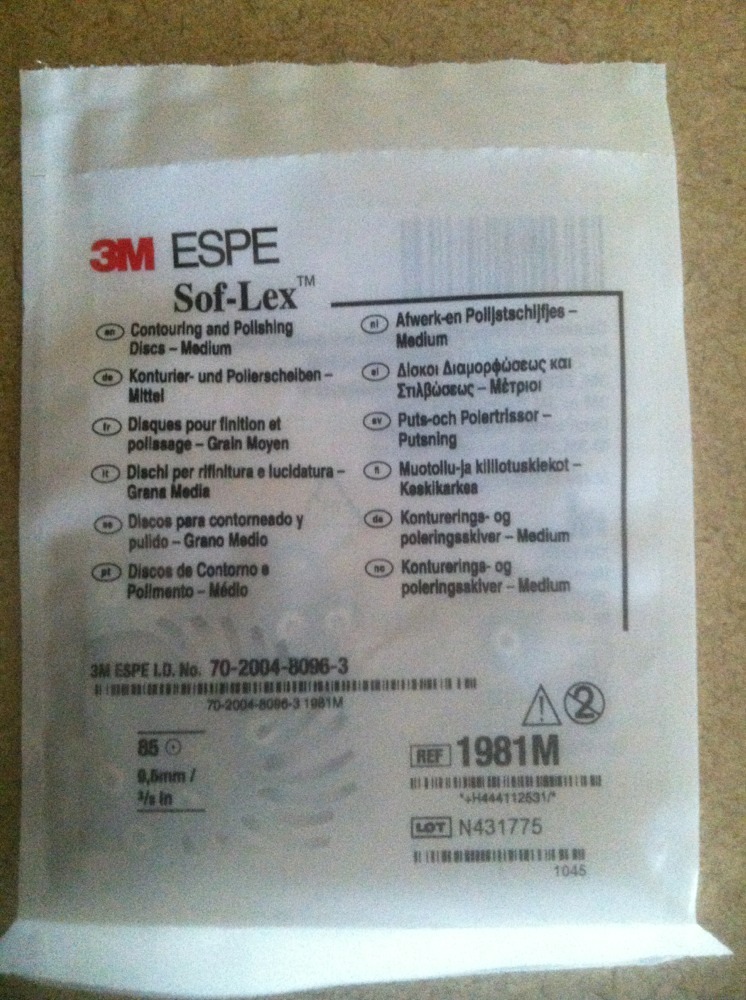 3M Sof-Lex soflex Discs Pack of 85 Black Series 1981M Medium 3/8″ 9.5 mm Dental