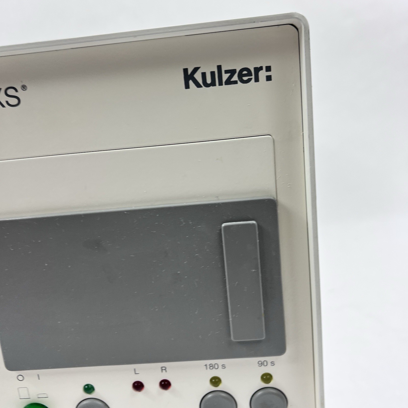 Heraeus Kulzer Unixs Light Curing Polymerization Dental Implant Working