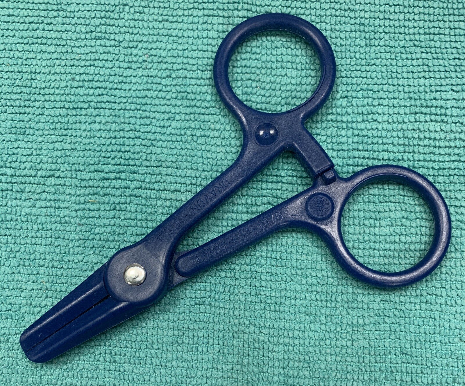 Dravon Plastic Occluding Tube Clamp (Hemostat)