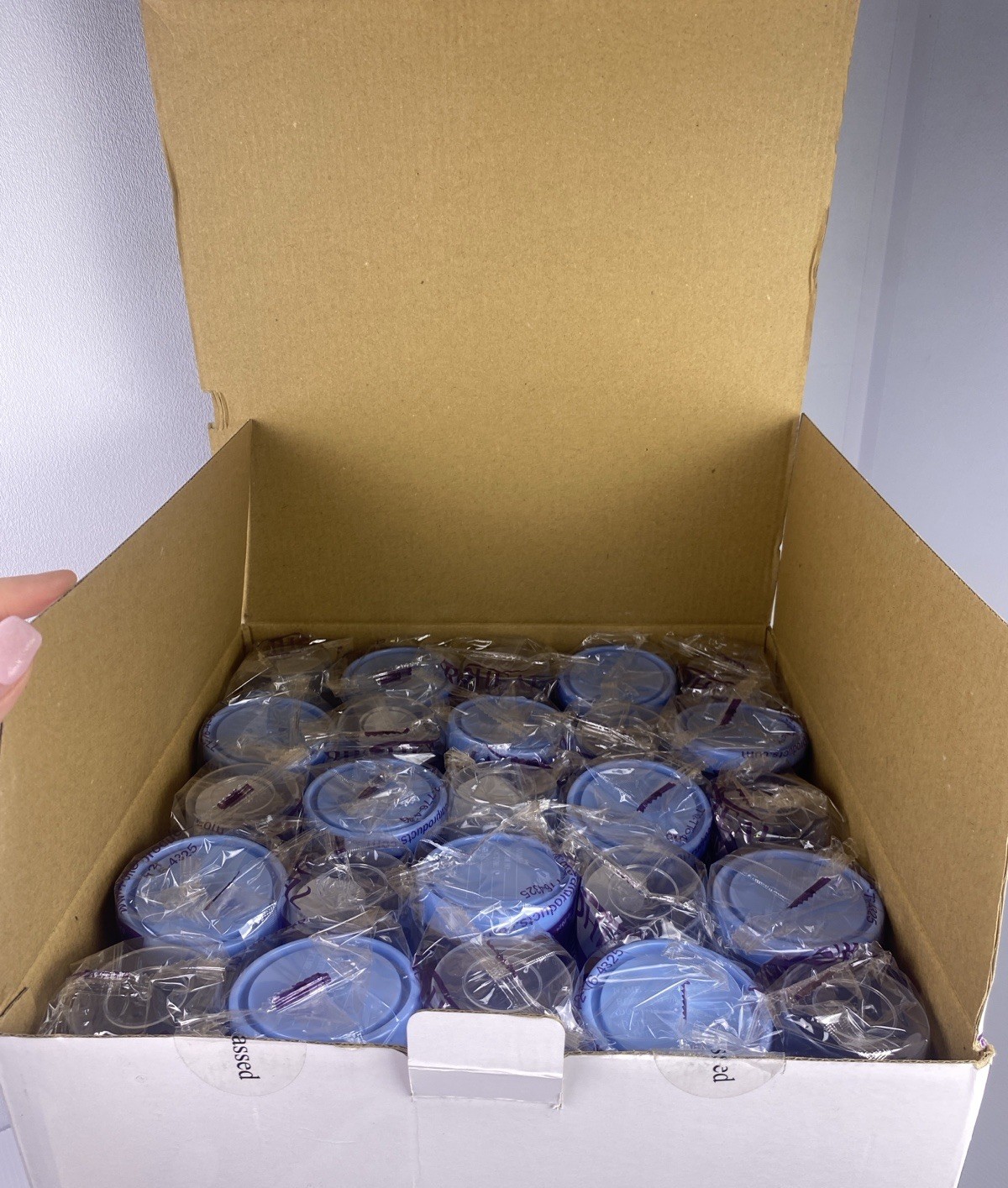 100 Pack Sterile Individually Wrapped Urine Specimen Collection Cups 4 oz E 3/29