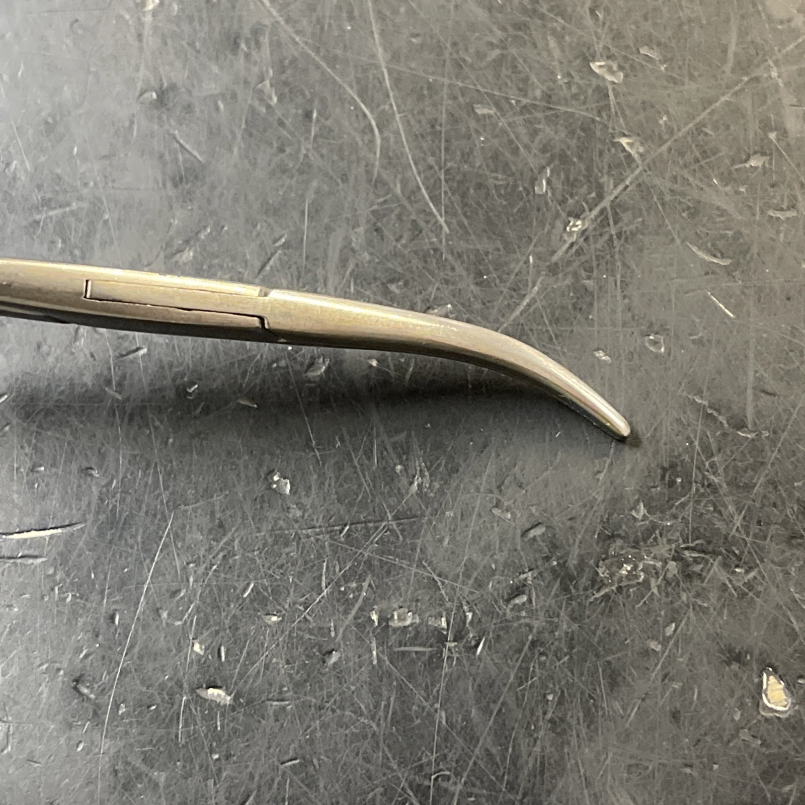 Benco 1036-862 Curved Hemostats Scissor