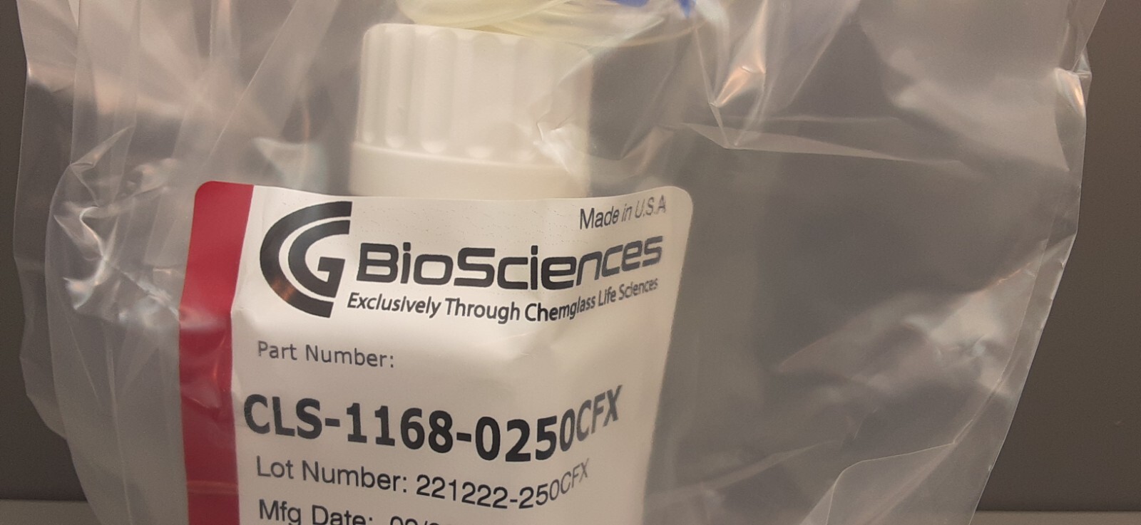 Chemglass 250ml Bottle Assy/2-Port/CFlex( 10/PK) CLS-1168-0250CFX ( exp12/2024)