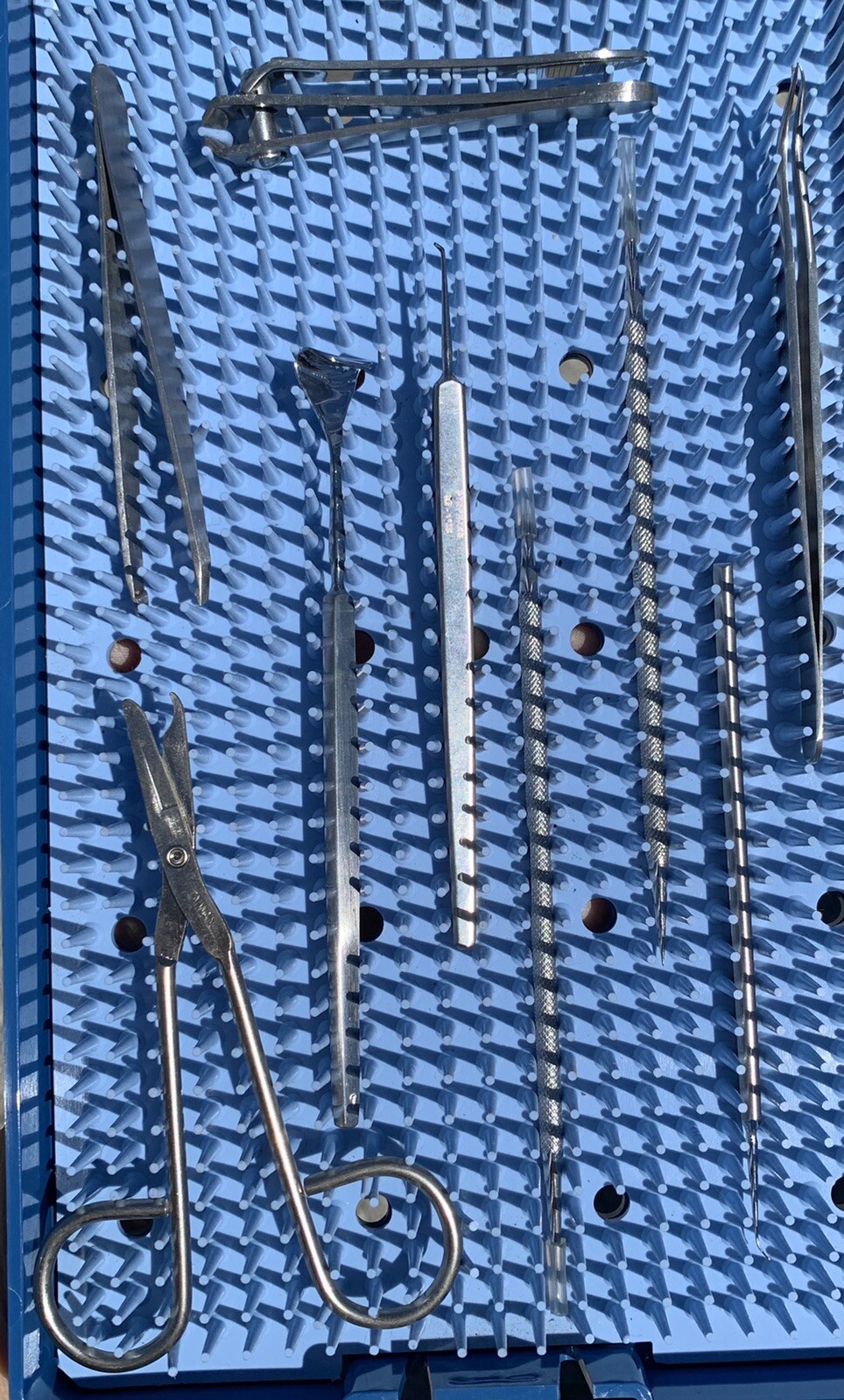 9 Pc. Medical or Dental Tools in box