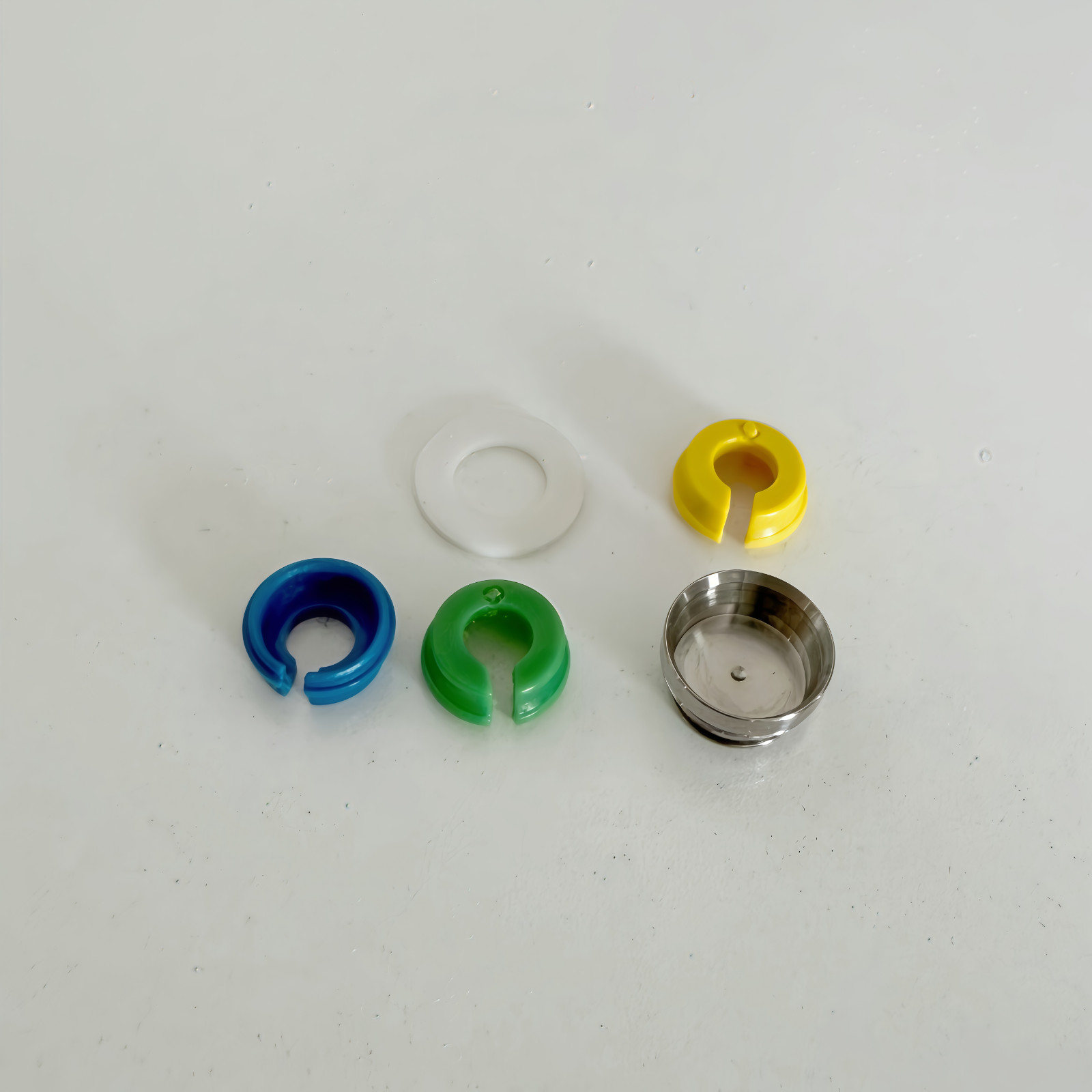 5Pcs/kit Novaloc Type PEEK Cap Matrix Titanium Housing Caps Retention Insert Cap