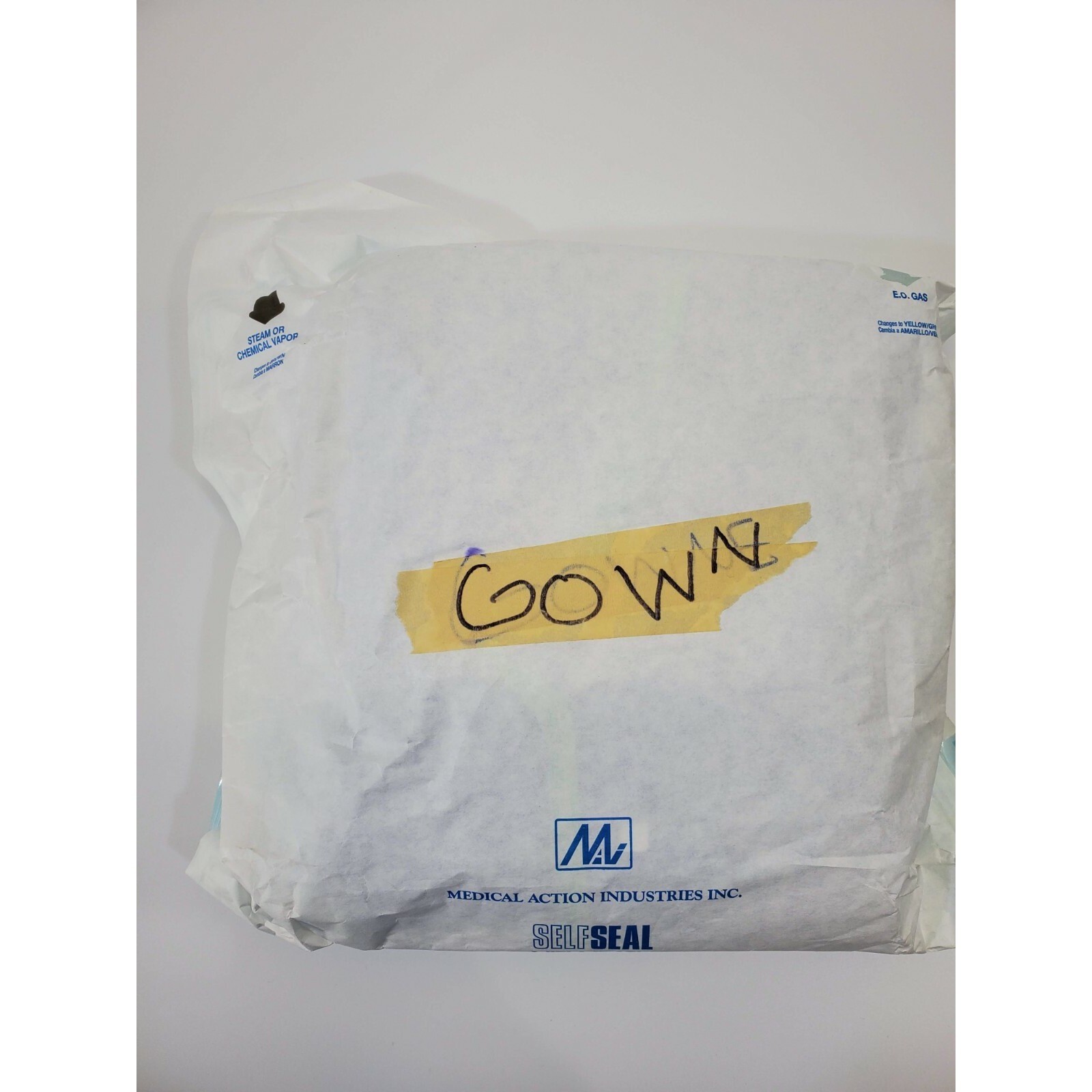 Kimberly Clark 12″ x 15″ XL Ultra Fabric Reinforced Medial Surgical Gown NEW