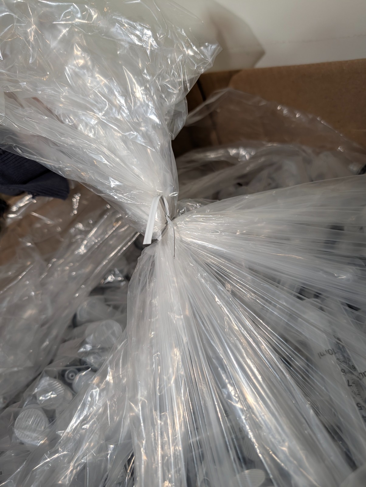 BD 301029 10mL Luer-Lok / QTY 850