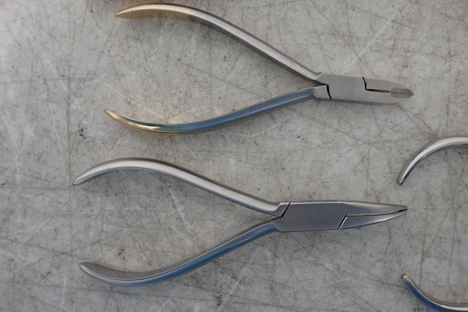 Lot of 8 Medentra Dental Instruments Pliers