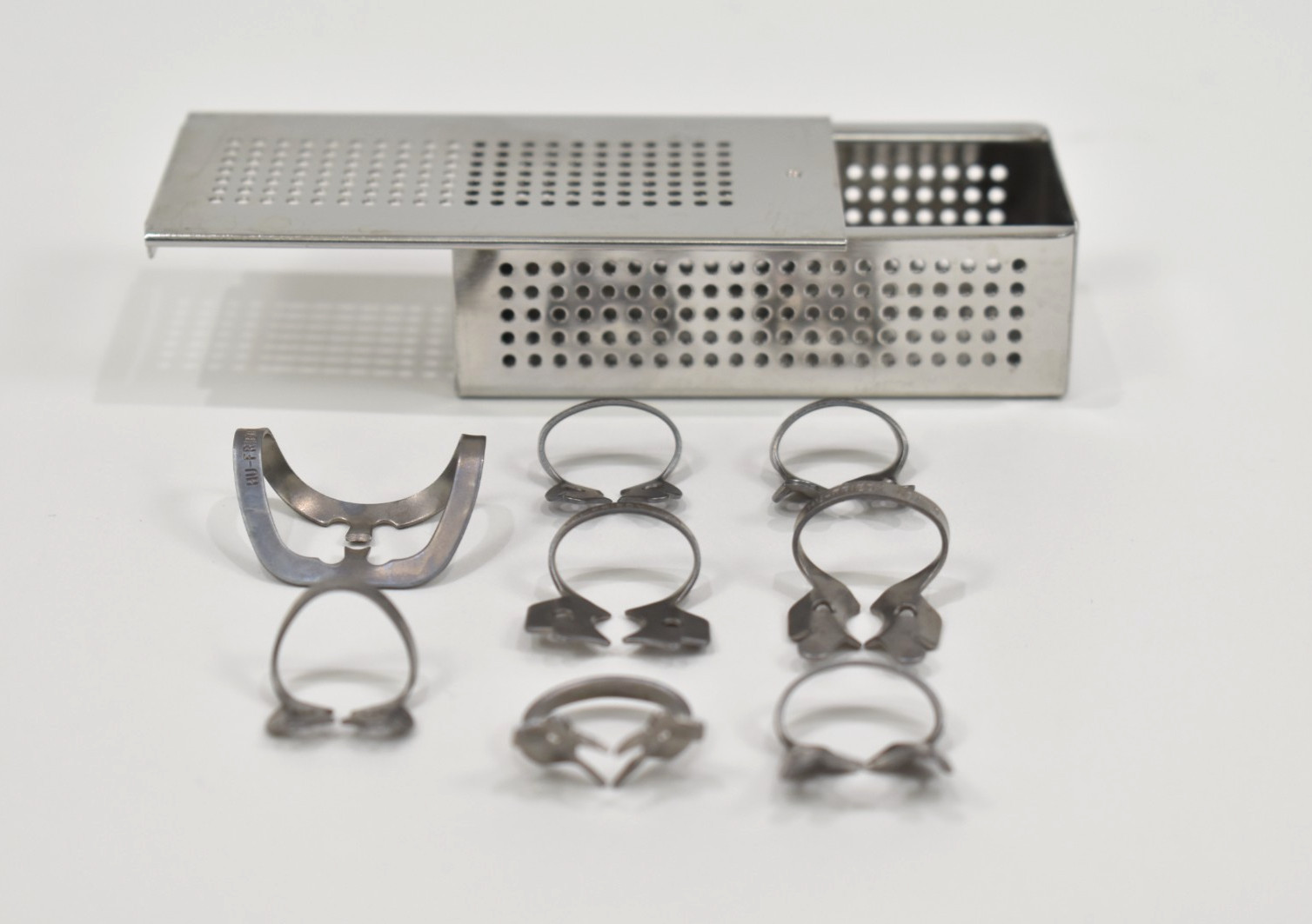 Hu-Friedy Dental Sterilization IMS Part Box IMS-1273 w/8 Rubber Dam Clamps