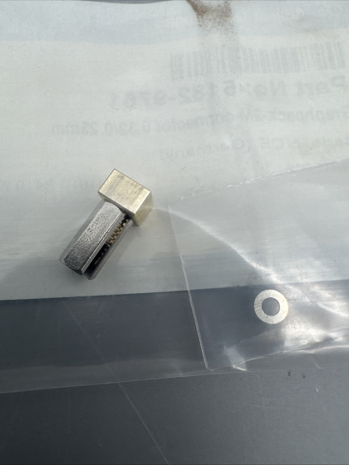 Agilent 5182-9761 Graphpack-2M Connector 0.32/0.25mm GC Column Connector