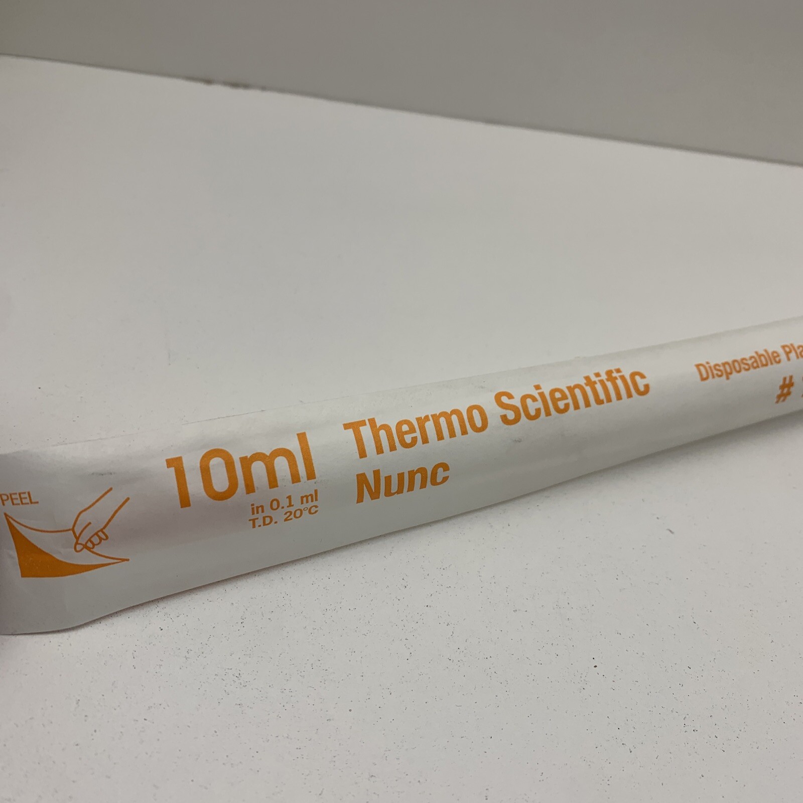 Lot of (125) Thermo 170356 Nunc Serological Pipette 10mL x 0.1 ~~EXPIRED~~