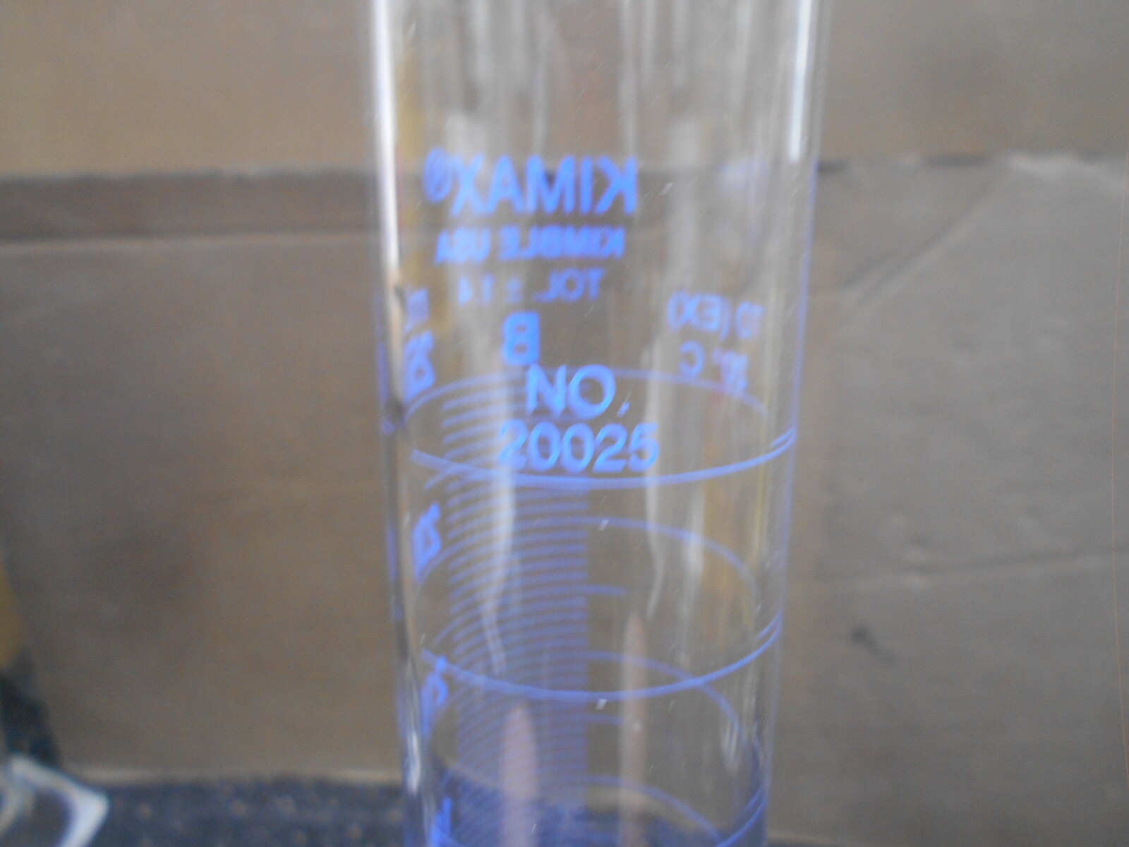 KIMBLE KIMAX 20025 250mL TD 20°C (EX) GRADUATED CYLINDER