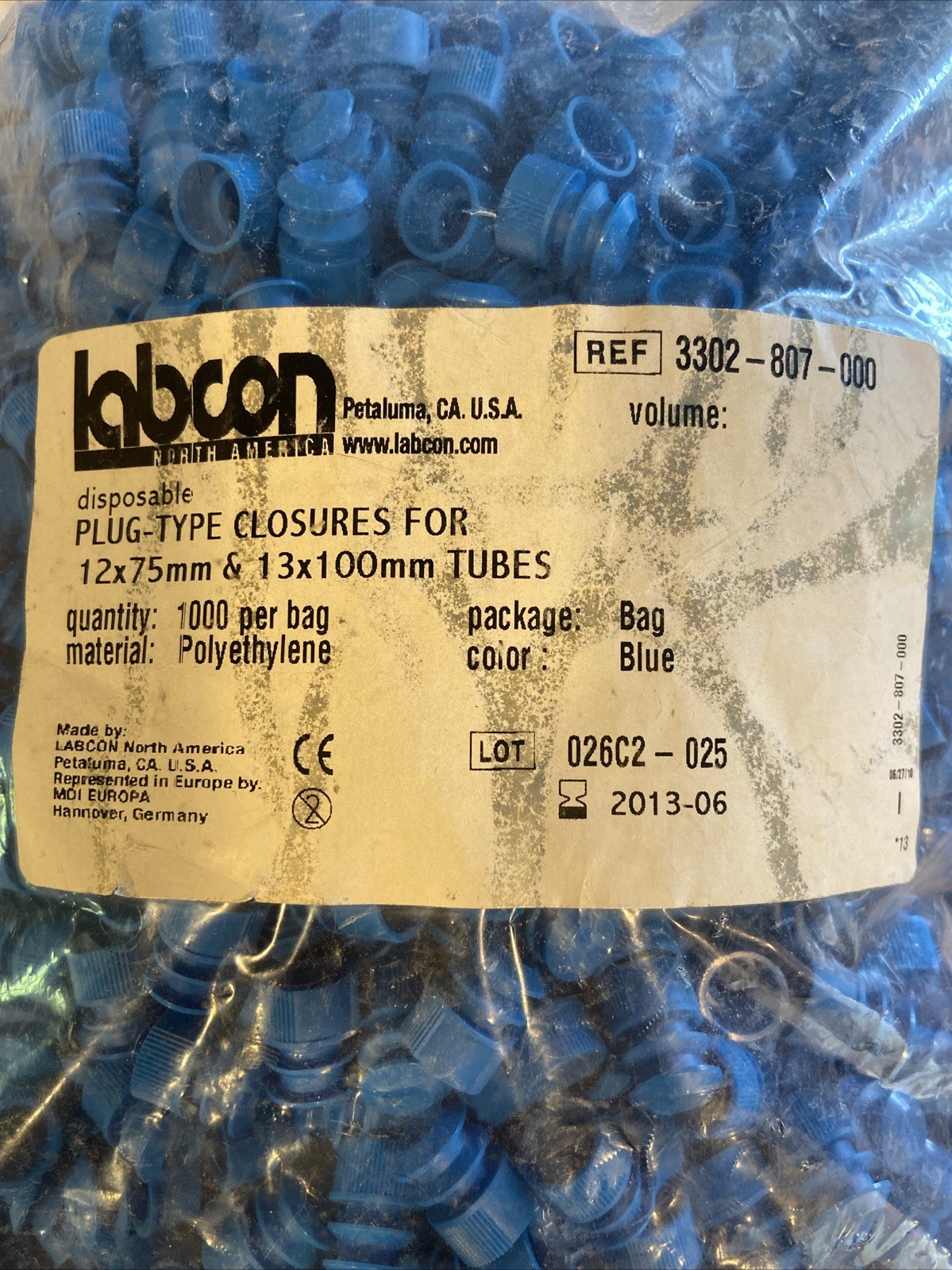 118240B – GLOBE SCIENTIFIC – 13MM FLANGE PLUG CAPS – BLUE – 1000/BAG – NEW