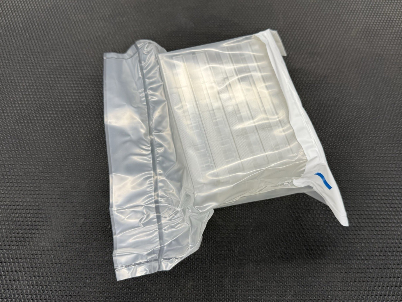 Corning BioCoat 356408 24 Well Plate w/Lid, 5 Per Pack/10 Packs, Exp. 2028-10-12