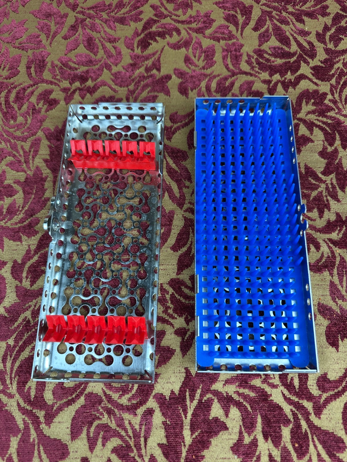 Hu-Friedy IMS Infinity Series Cassette Holds 5-instruments Red Blue