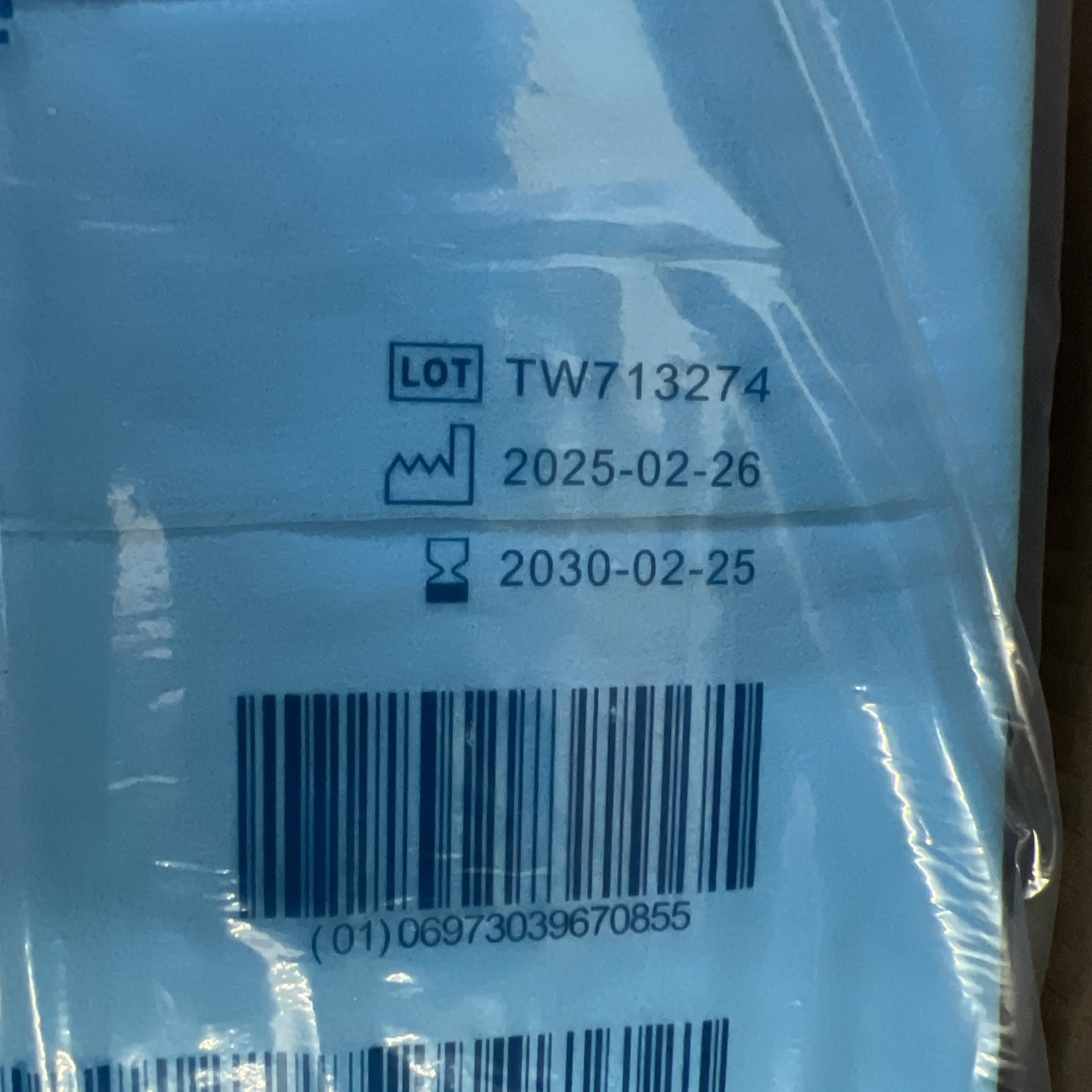 Case Of 100 ProCure Isolation Gown Blue. PC149 Non Sterile Exp. 2/2030 Universal