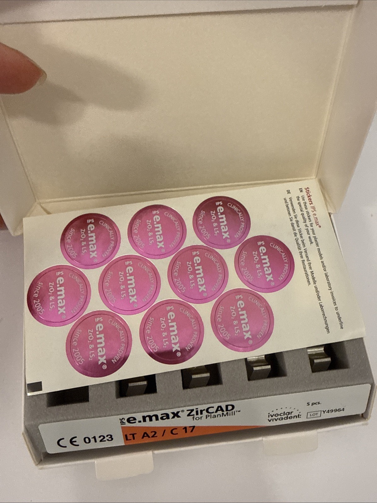 Emax Cad Planmill Cerec Blocks LT A2/C17 4pcs
