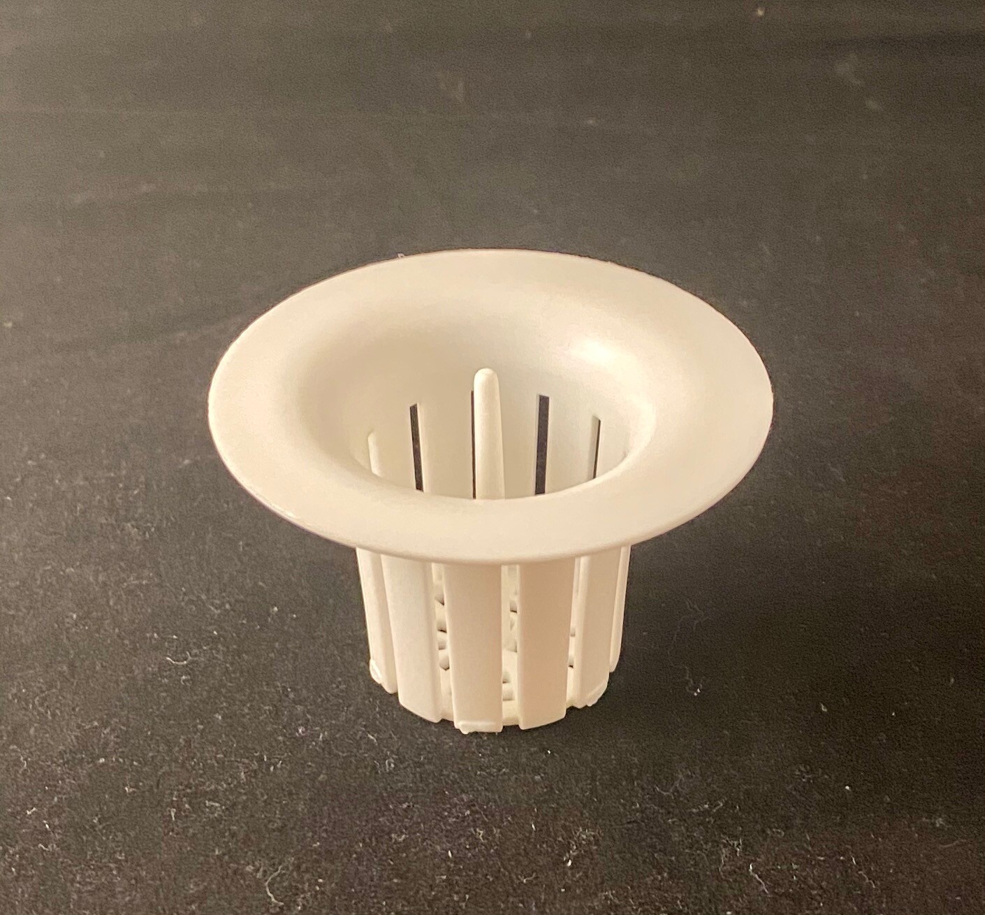 Evacuation Disposable Traps #6100 Qty 10 – Universal – Fits Most Cuspidor Bowls