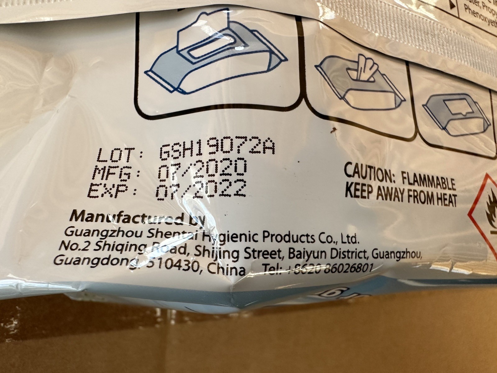 Antibacterial Wipes 80 wipes per pack. 24 pack per box. Expired 07/2022
