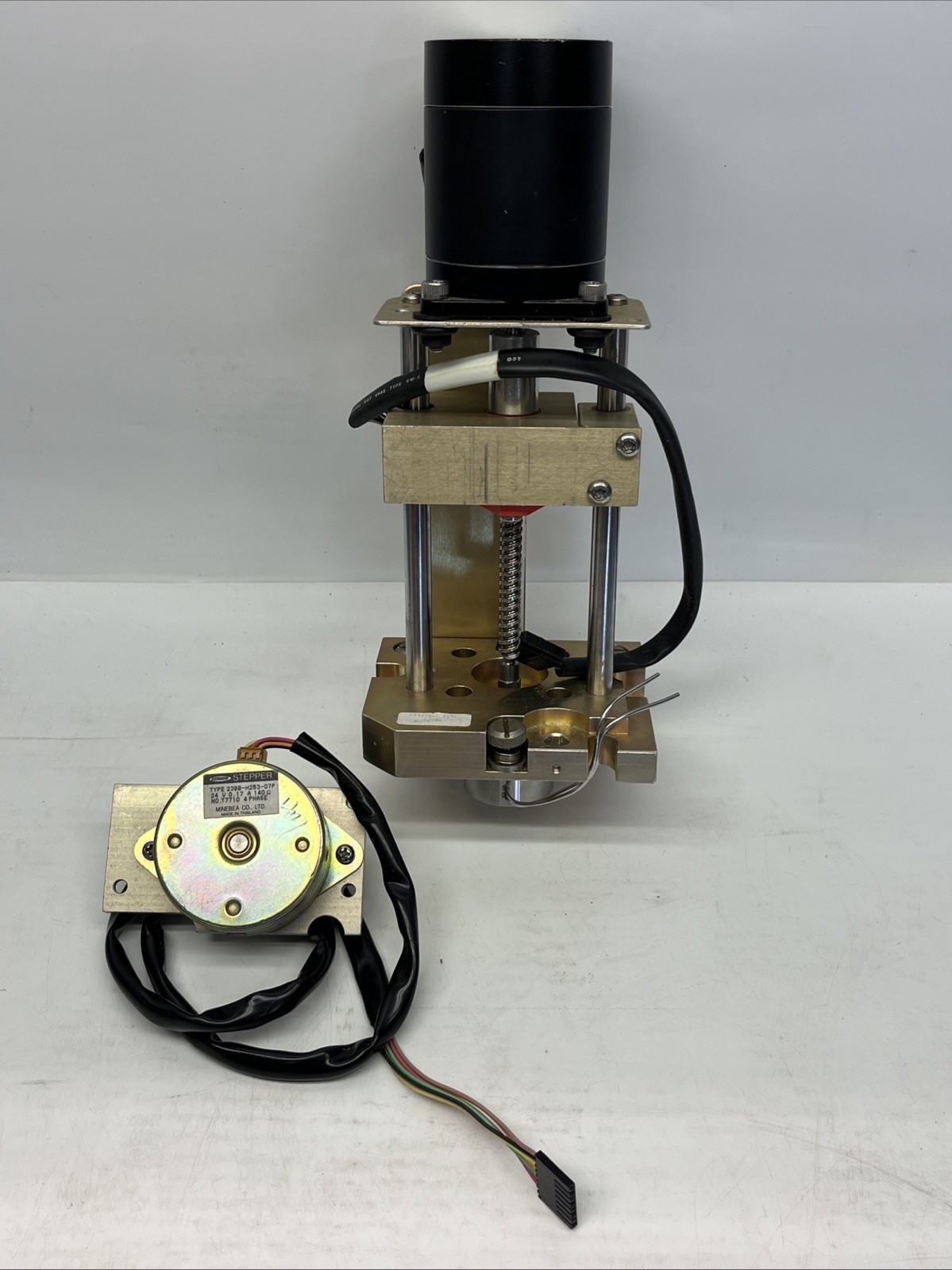 Waters 717 Assembly Drive C5121-9212, Stepper 23BB-H253-07P | USED | USA Seller