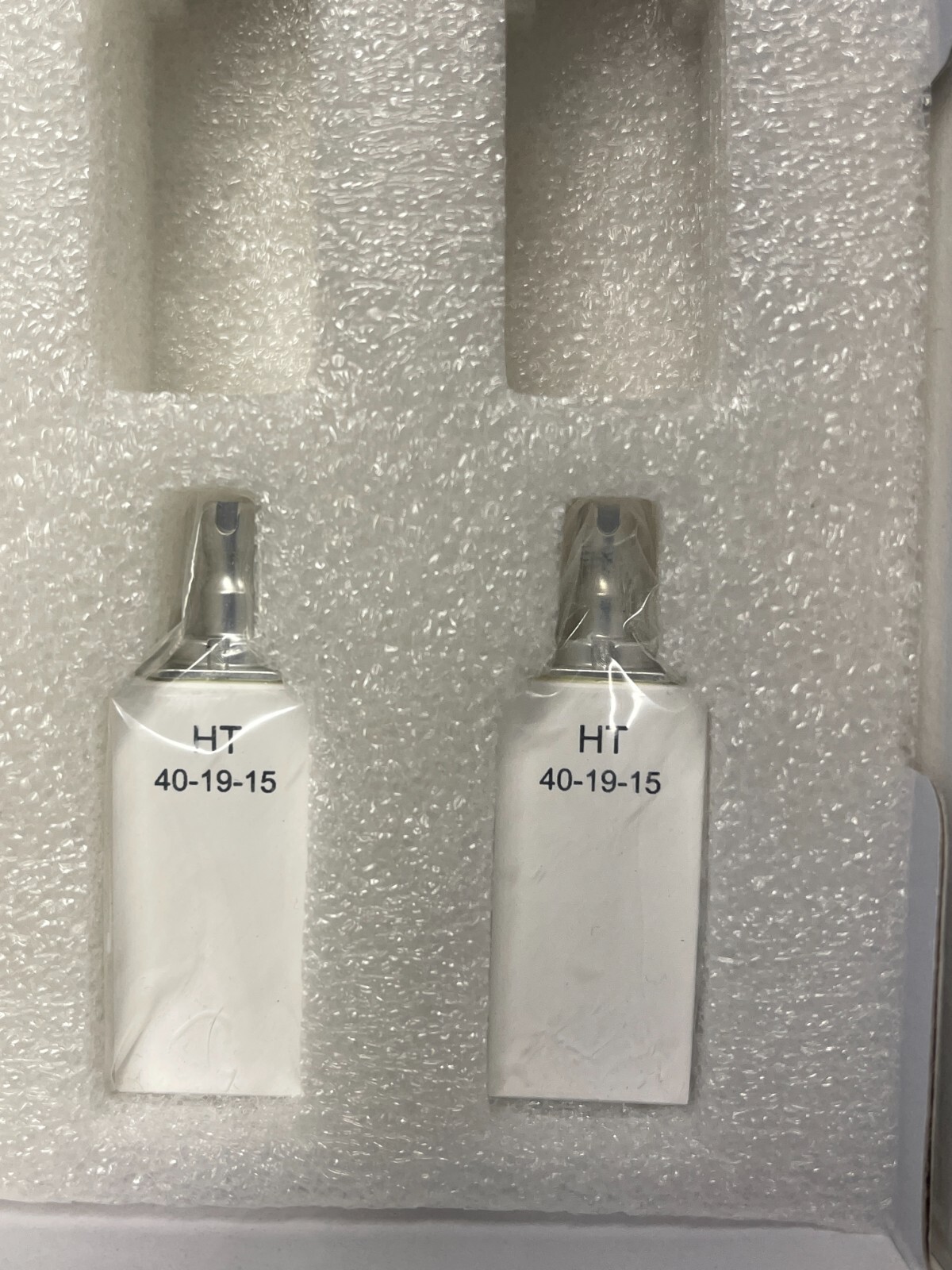 HT Sirona – One Zirconia Block (55/40-19-15mm) One Hold MCXL (HIGH TRANSLUCENT)