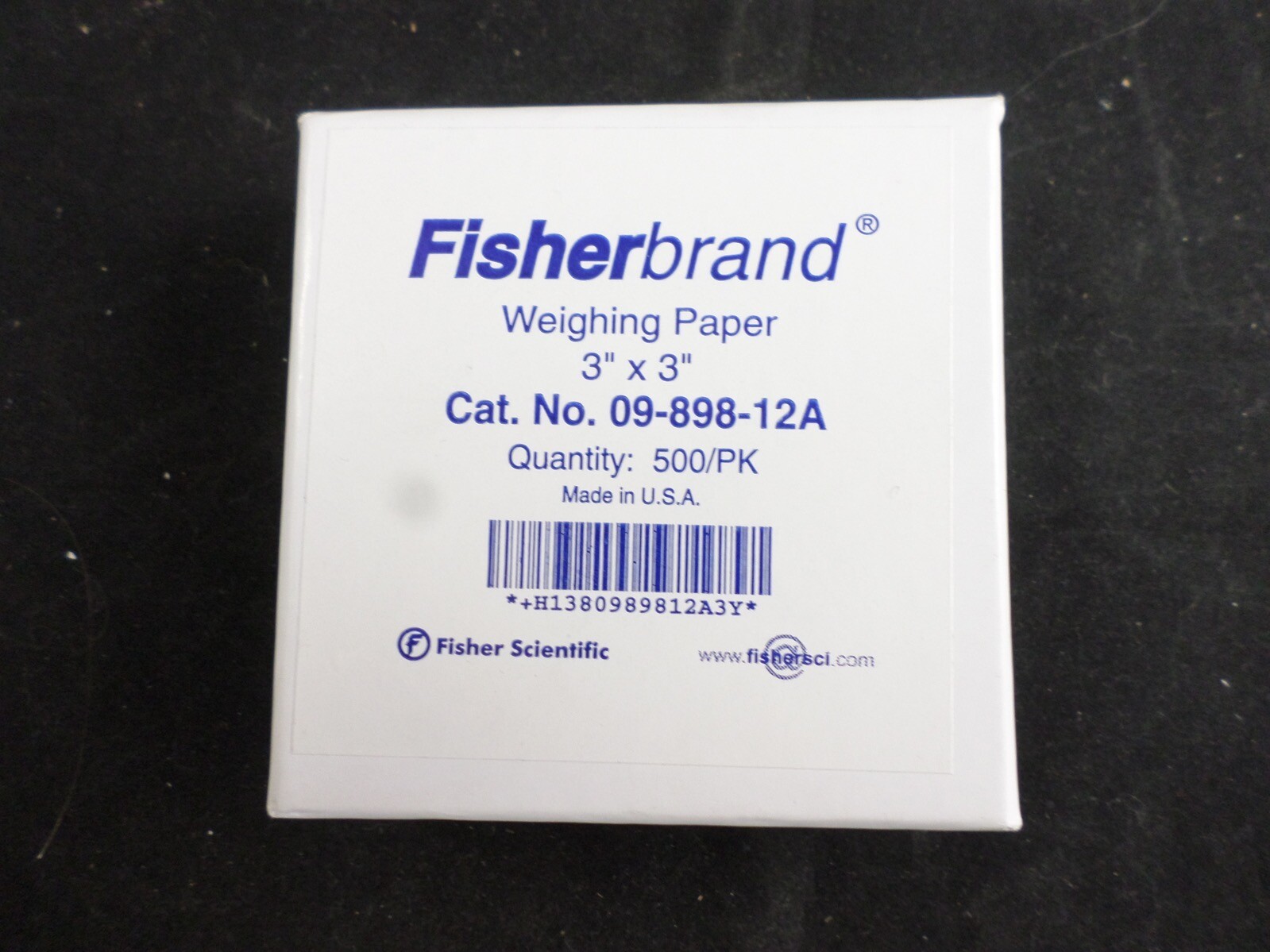 FISHERBRAND 3x3in Square Low-Nitrogen Weighing Paper 09-898-12A (500/pk)