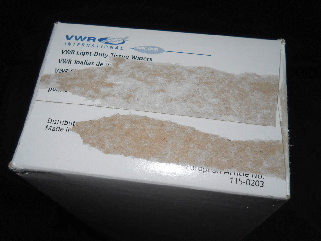 Box of (140) VWR 14″ x 16.7″ White Light-Duty Tissue Wipers, 82003-822