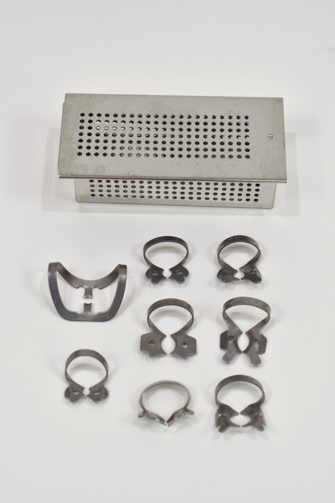 Hu-Friedy Dental Sterilization IMS Part Box IMS-1273 w/8 Rubber Dam Clamps