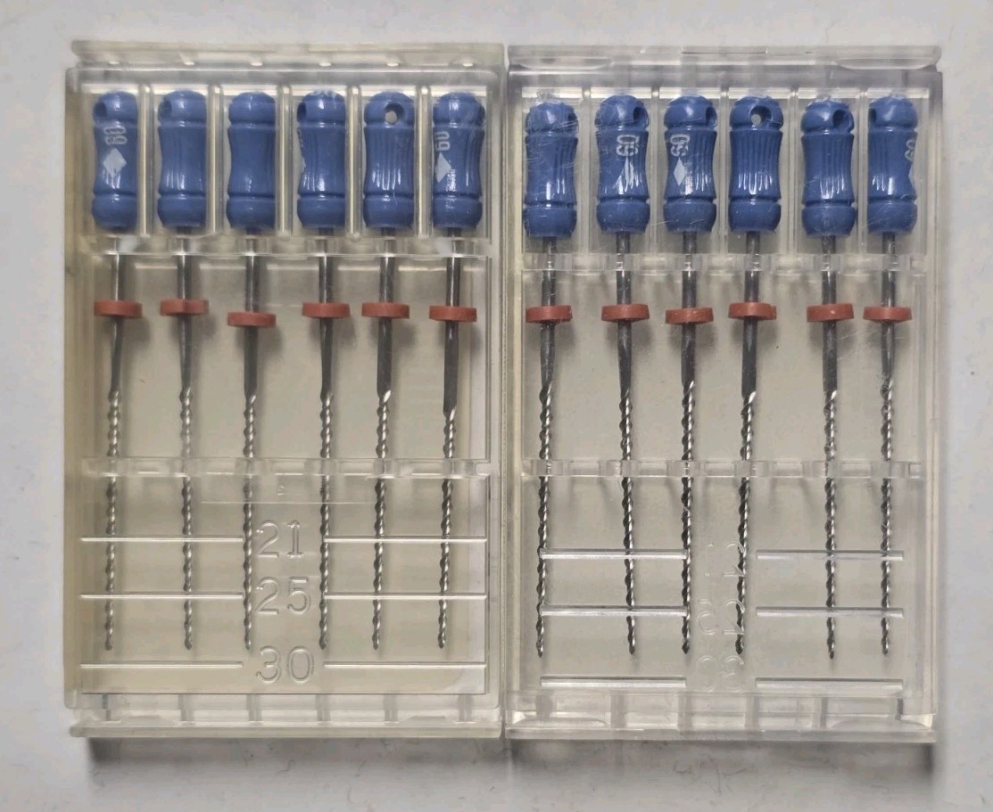 2 x Kerr Sybron Endo Dental Size 60 30mm Stainless Steel K-FLEX 6 File Box